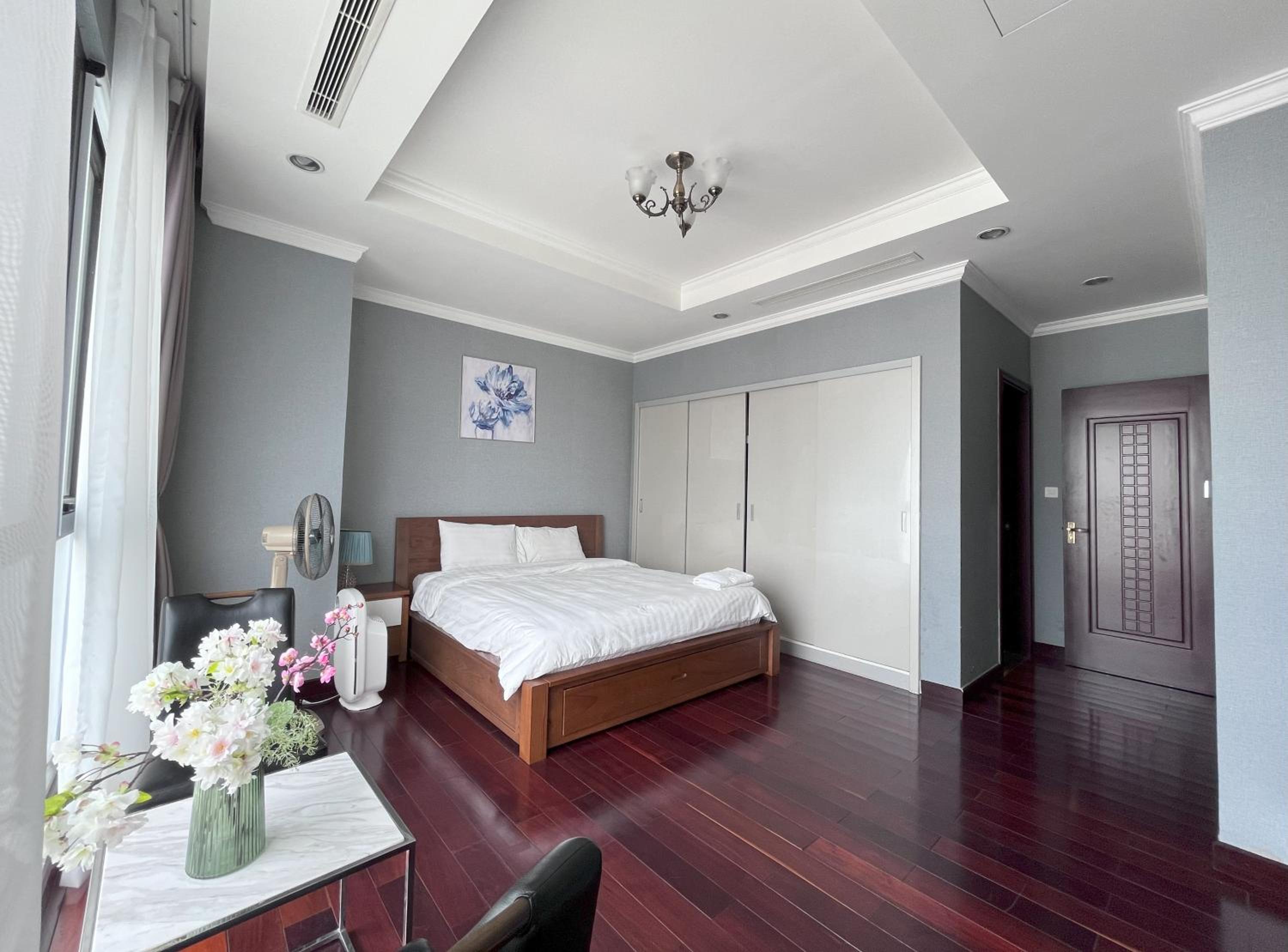 Vinhomes Royal City Apartment 3 Br
