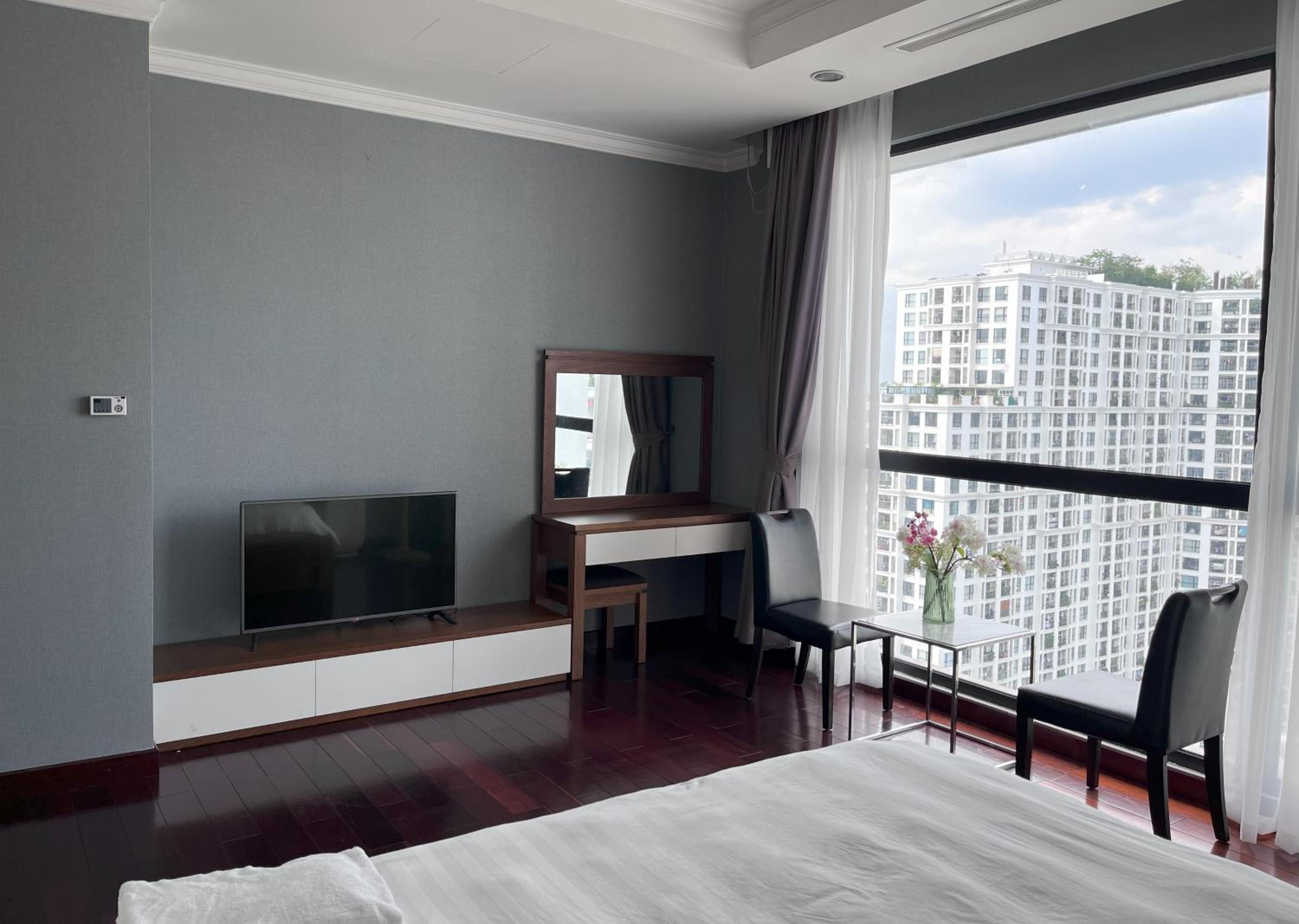 Vinhomes Royal City Apartment 3 Br