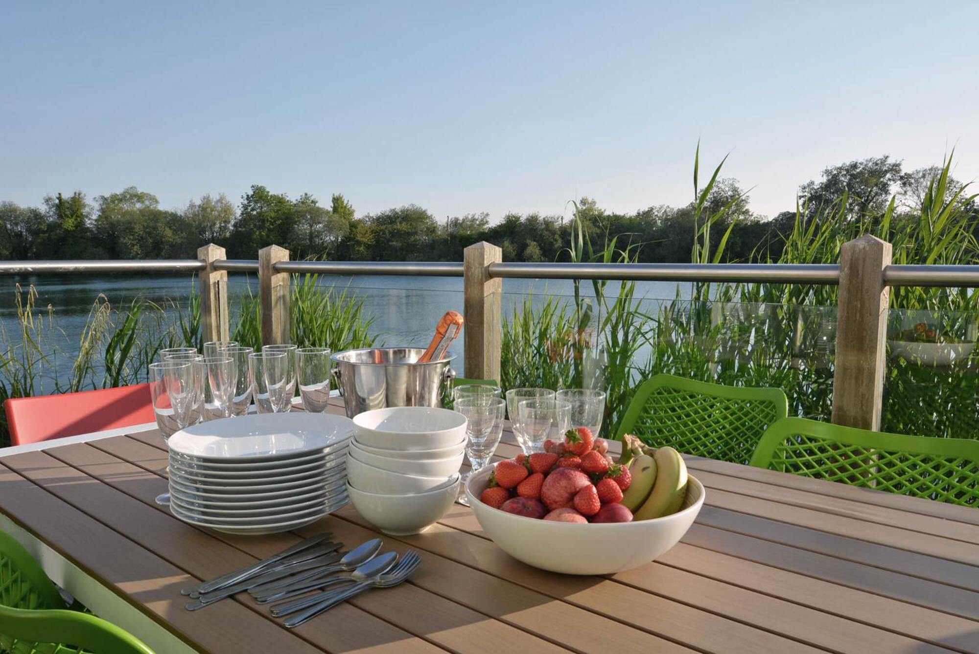 Dock Holiday