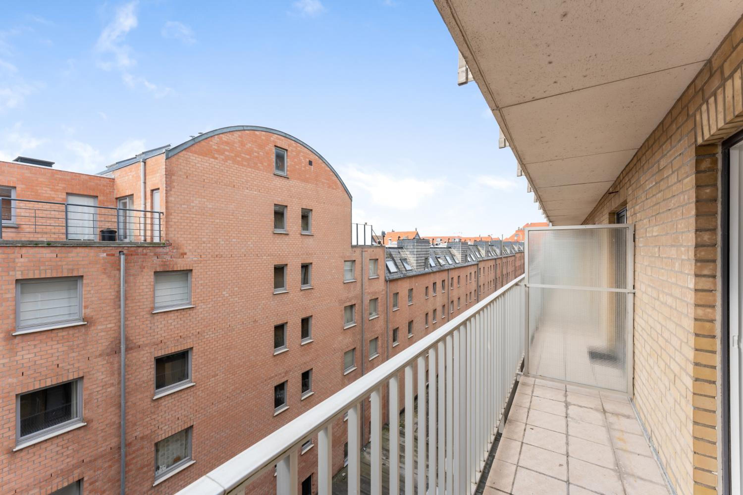 Zeedijk app met panoramisch uitzicht op pier - 6p