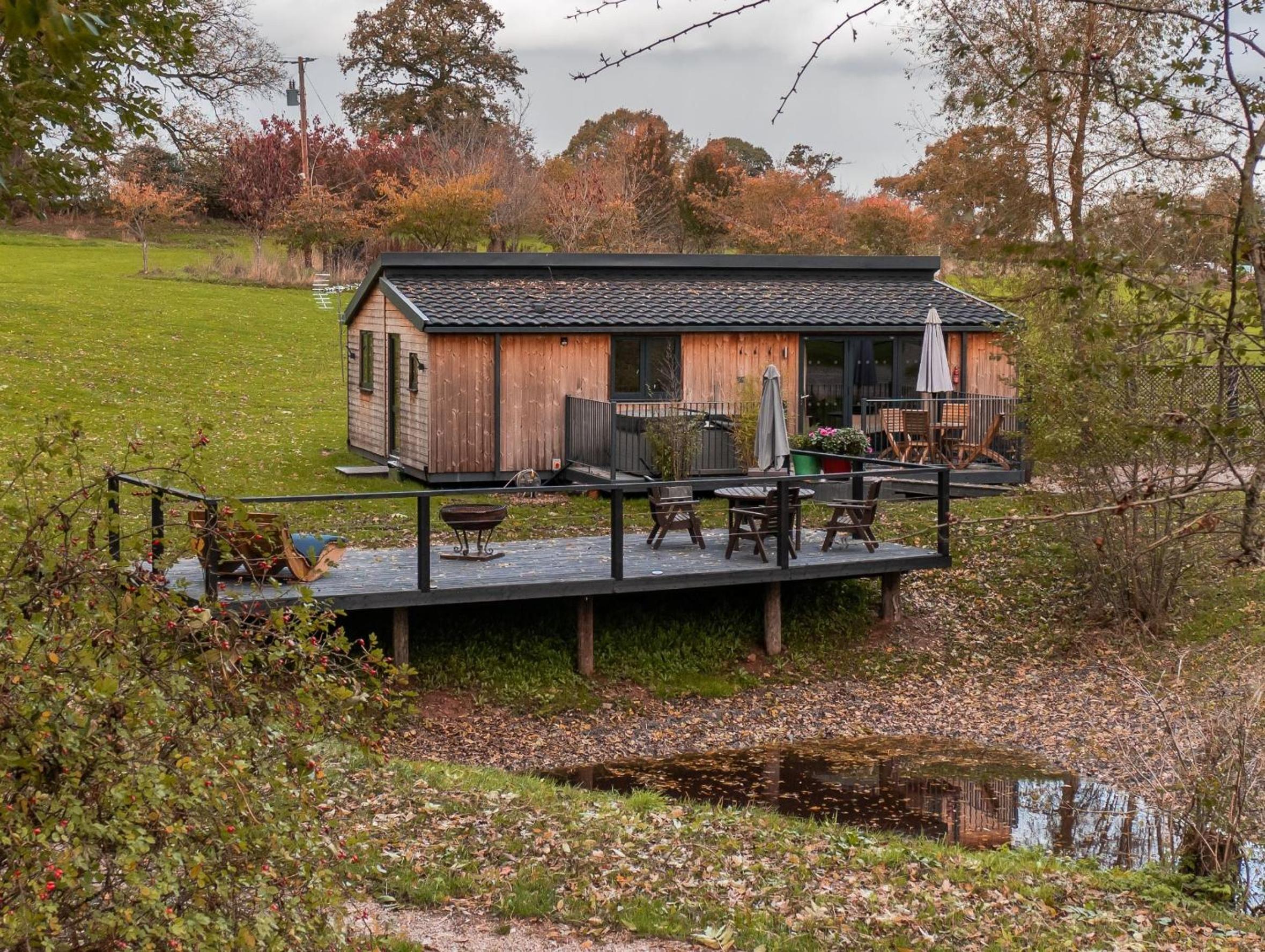 Riverside Cabins