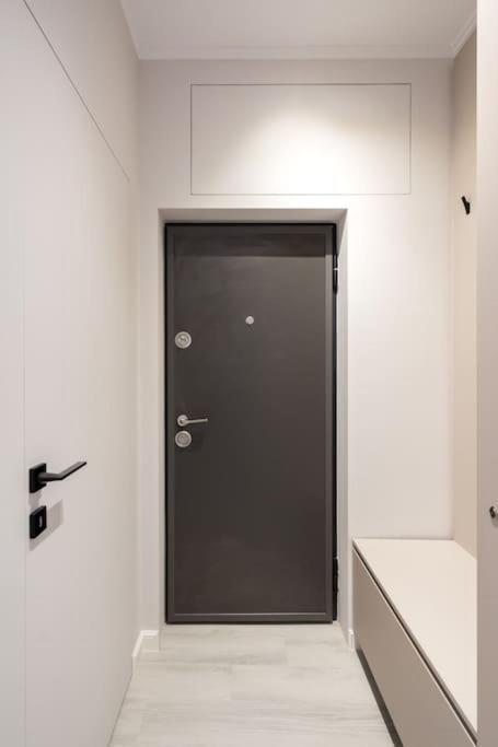 Stylish 2Br Vilacrosse Passage - Netflix view 4