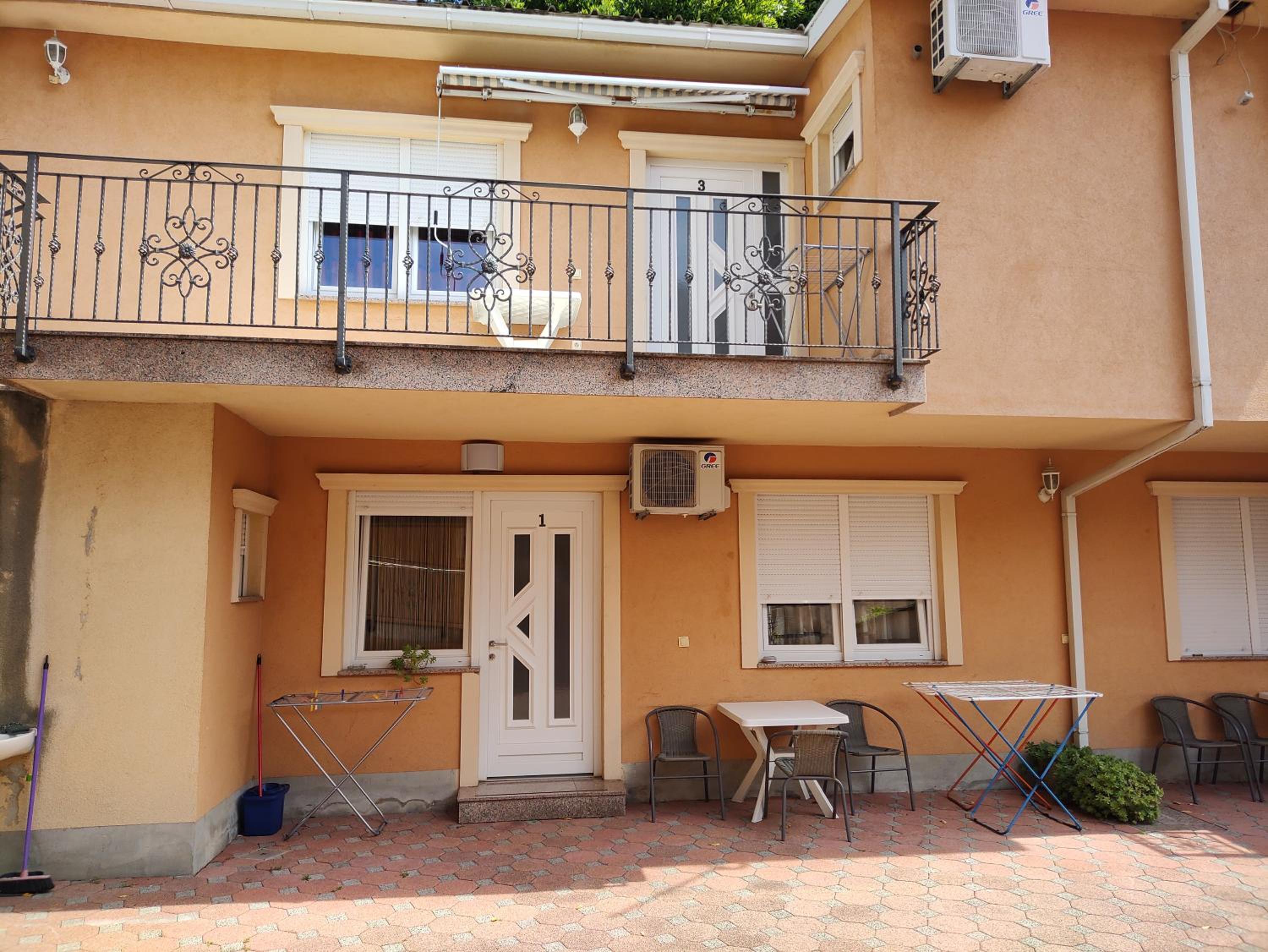 Apartmani Golomeić view 3