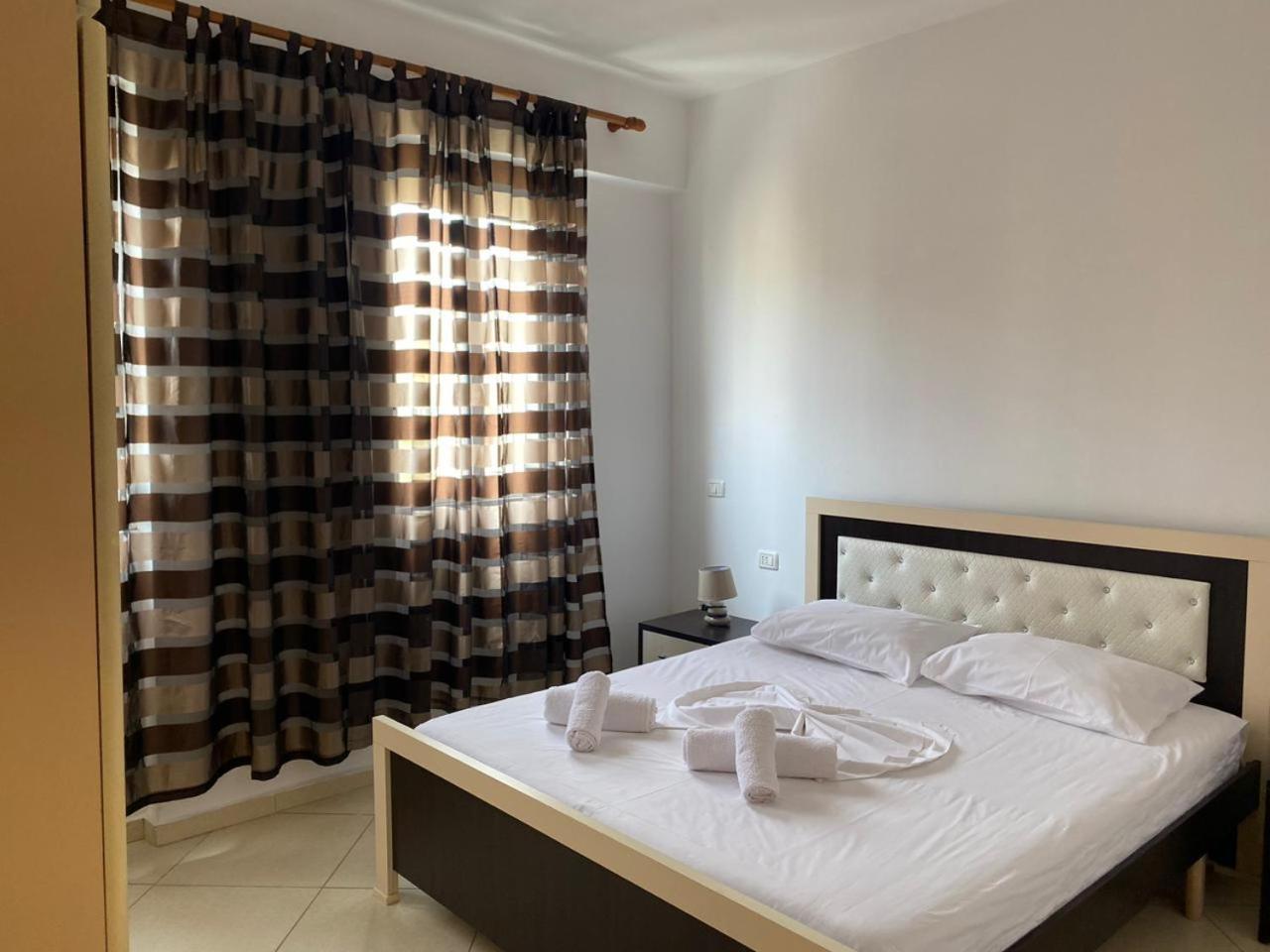 Dena Apartment