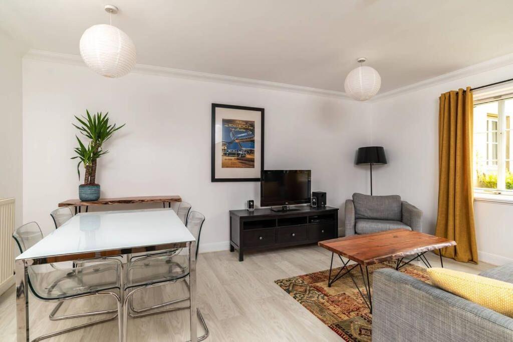 2 Alexandra Court view 3