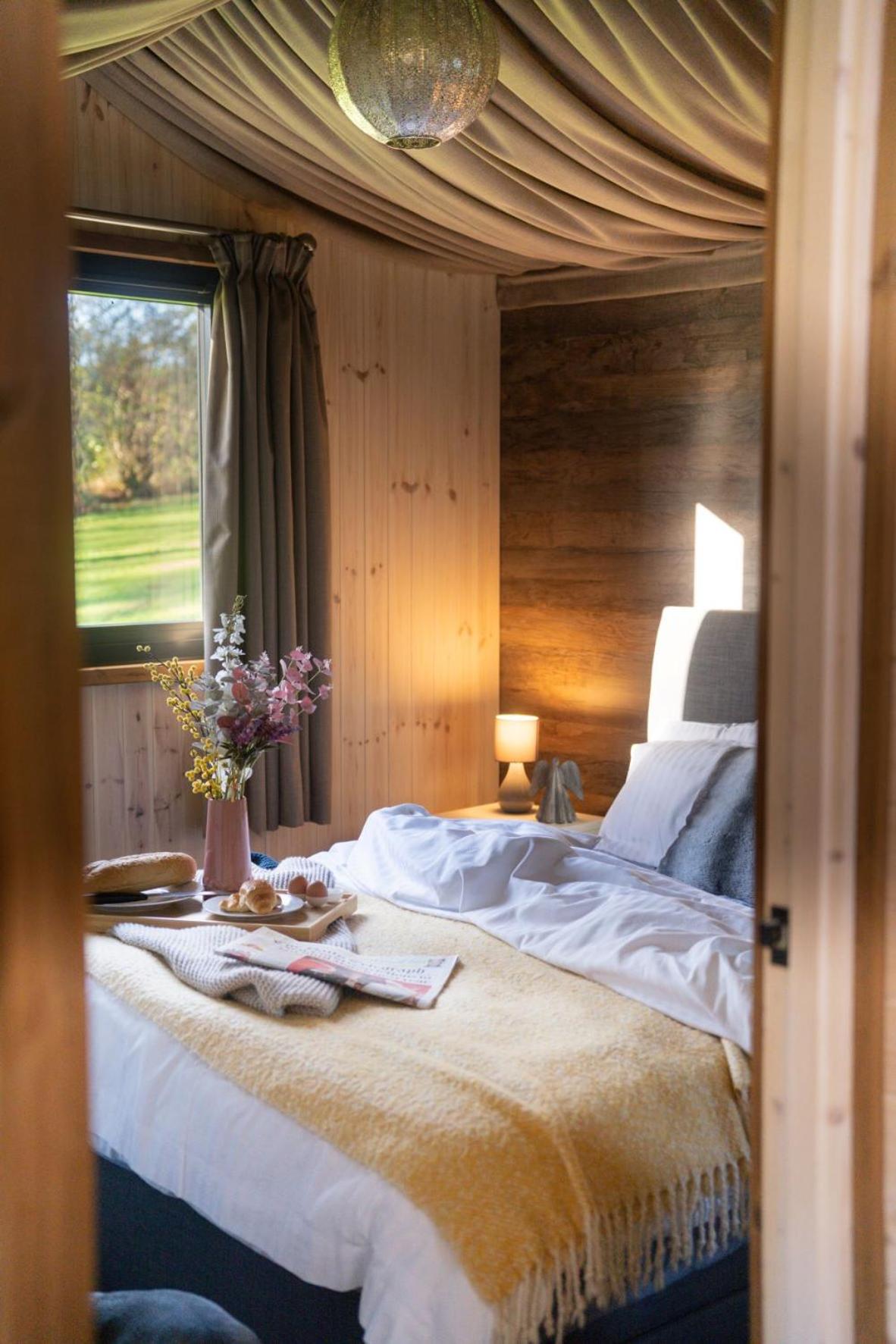 Riverside Cabins