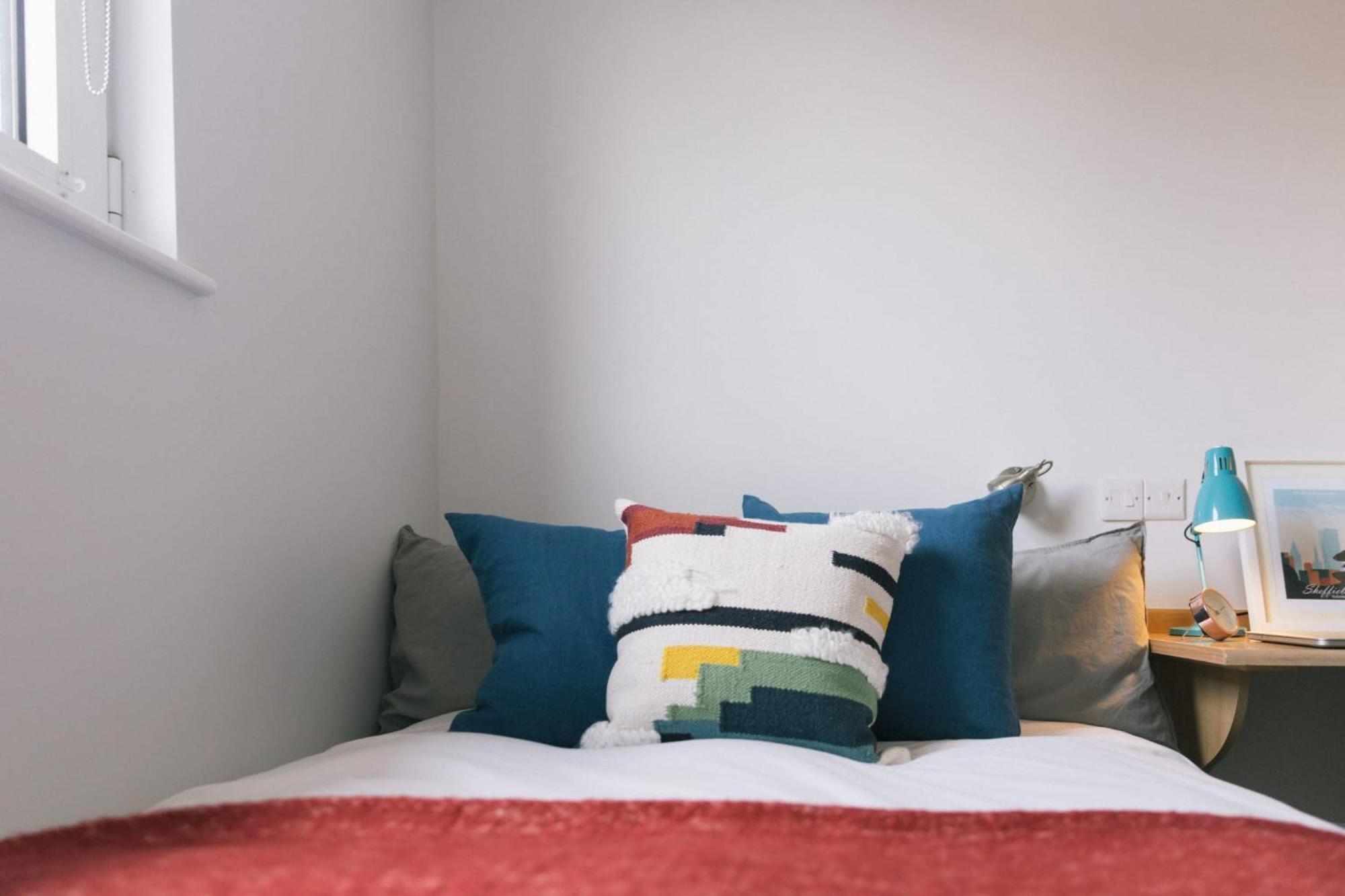 Ensuite Bedrooms With Shared Kitchen and 5 Bedroom Apartments at iQ Steel in Sheffield