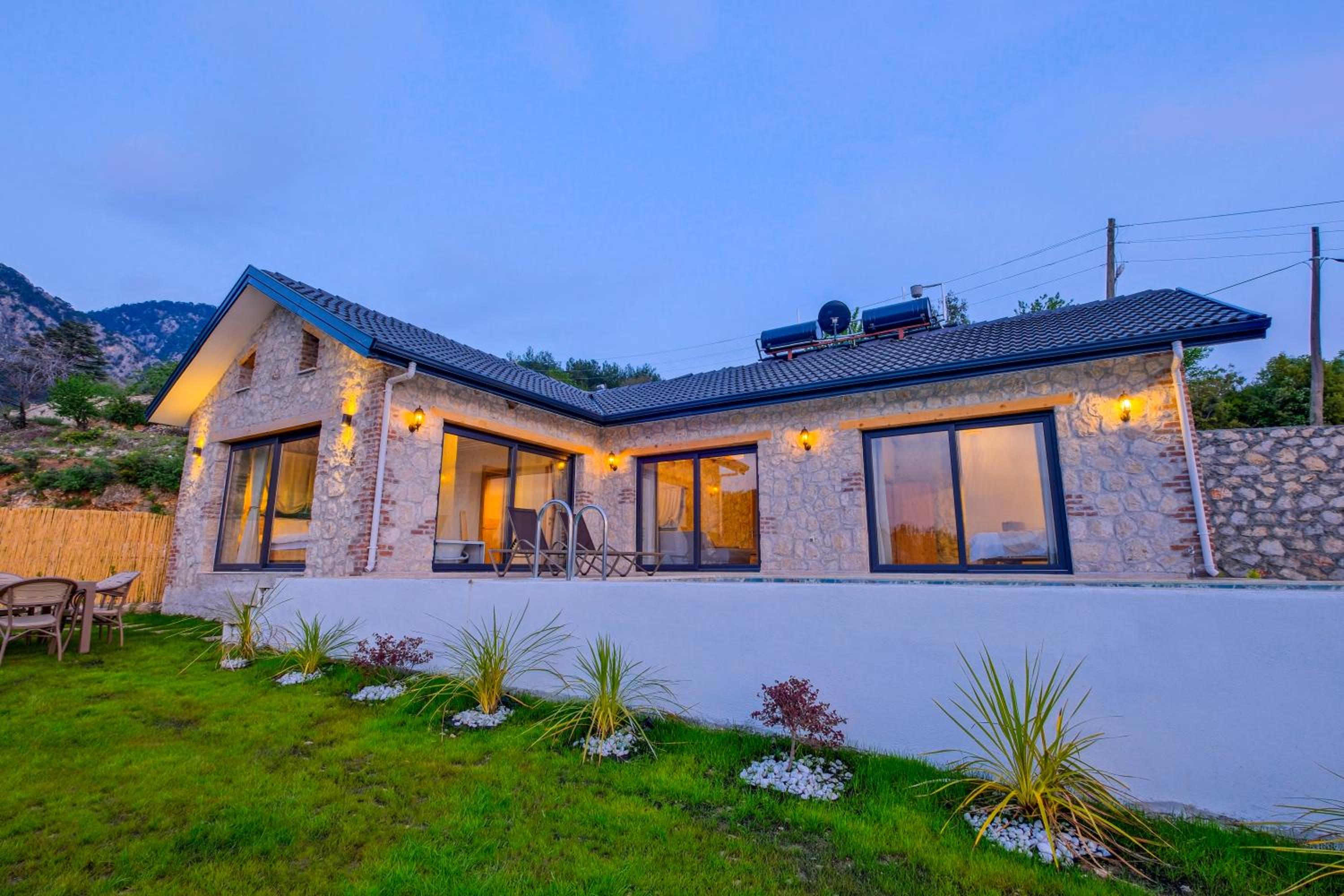 Pegasusstonehouse