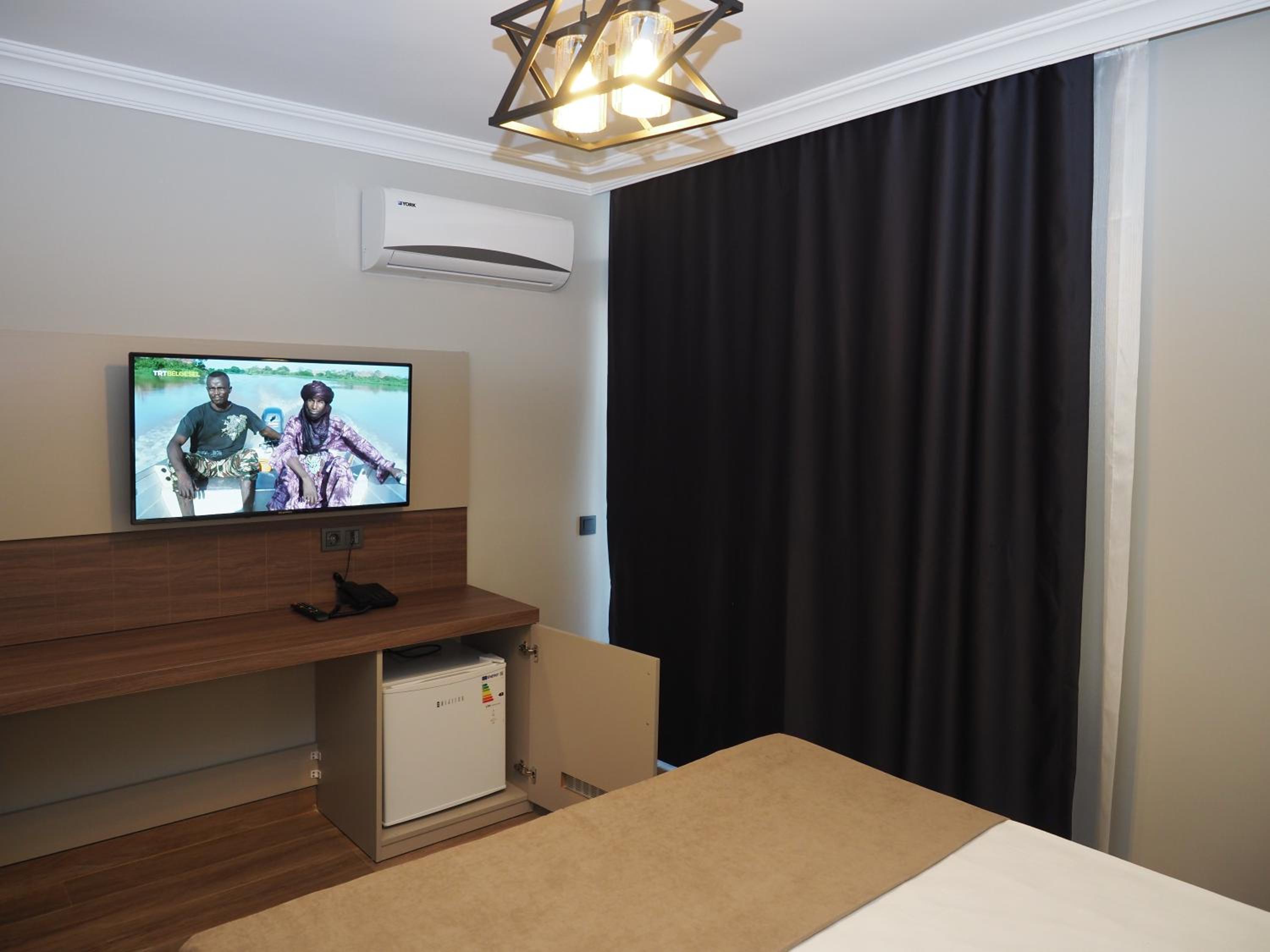 ZENİA OTEL - Image 12