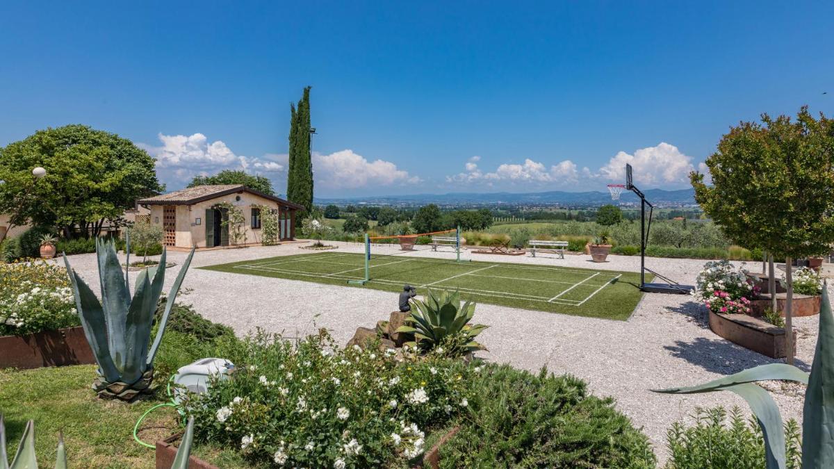 CASALE SANTA LUCIA 8&2, Emma Villas view 4