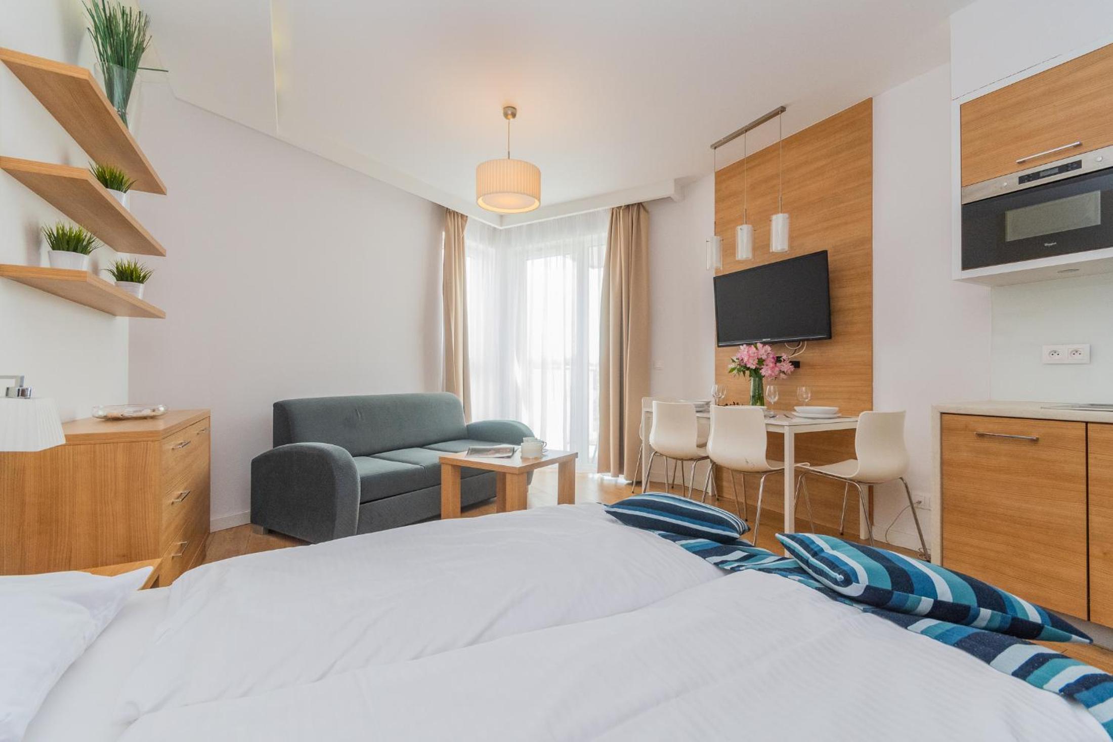 APARTAMENTY MIERZEJA - MARINA, Kąty Rybackie, 100 m od Zalewu Wiślanego, Bezpłatny Meleks