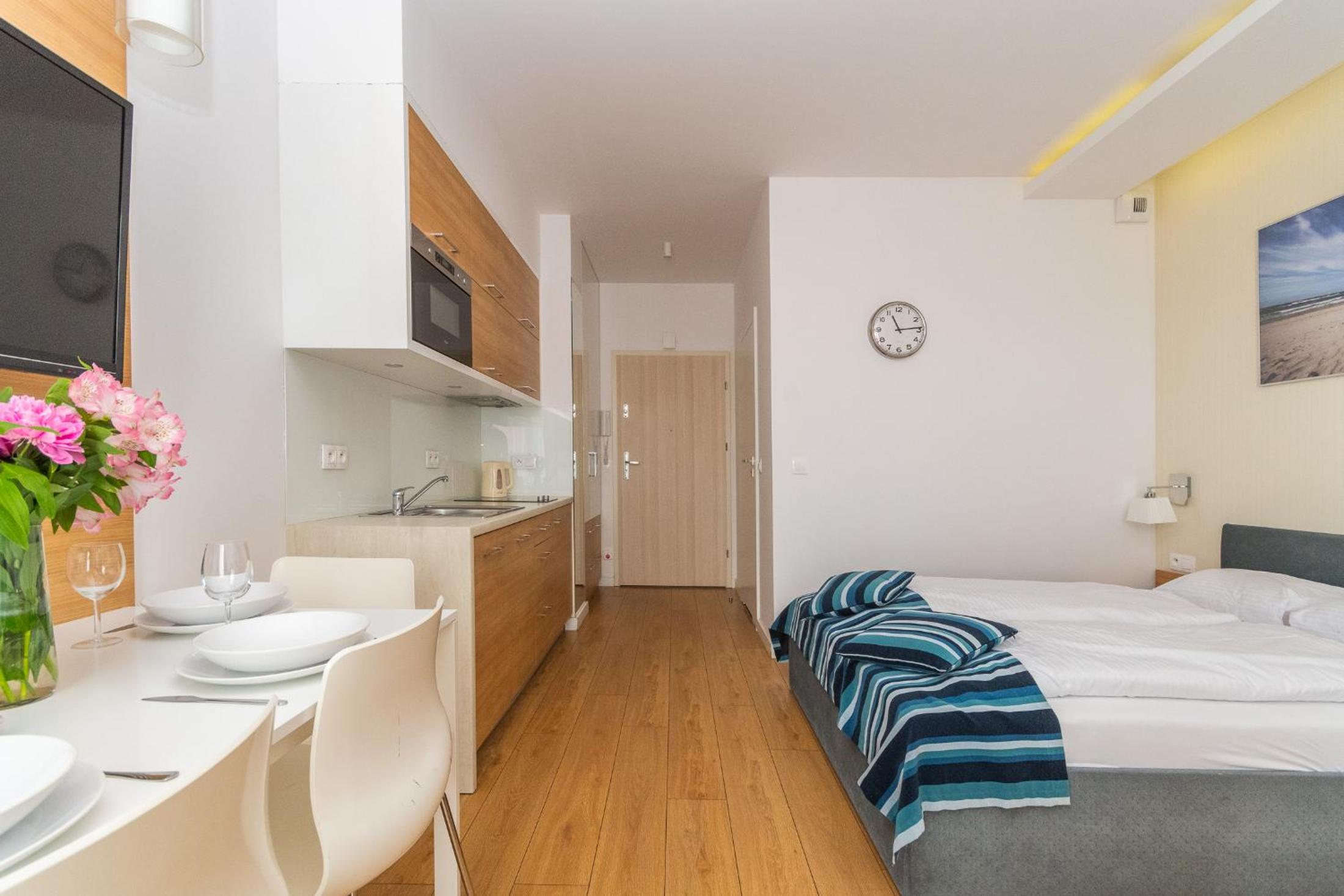 APARTAMENTY MIERZEJA - MARINA, Kąty Rybackie, 100 m od Zalewu Wiślanego, Bezpłatny Meleks