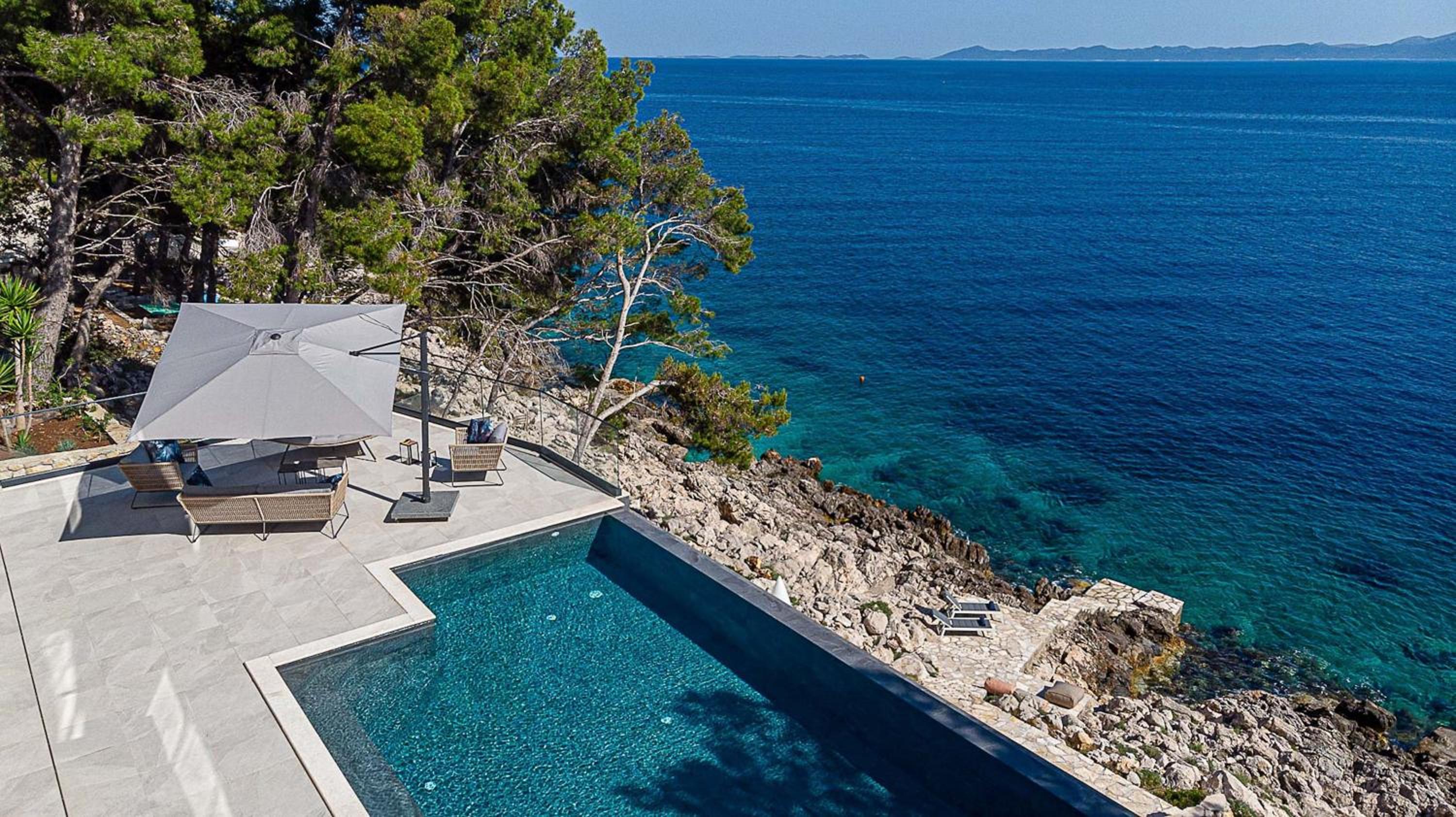 Villa Korcula Grandeur 5 Bedrooms Stunning Waterfront Setting Sea Access view 4