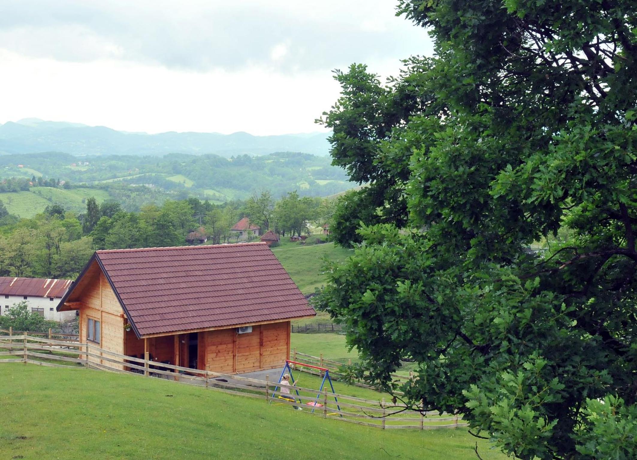 Milošev vajat - Miloš's cottage view 2