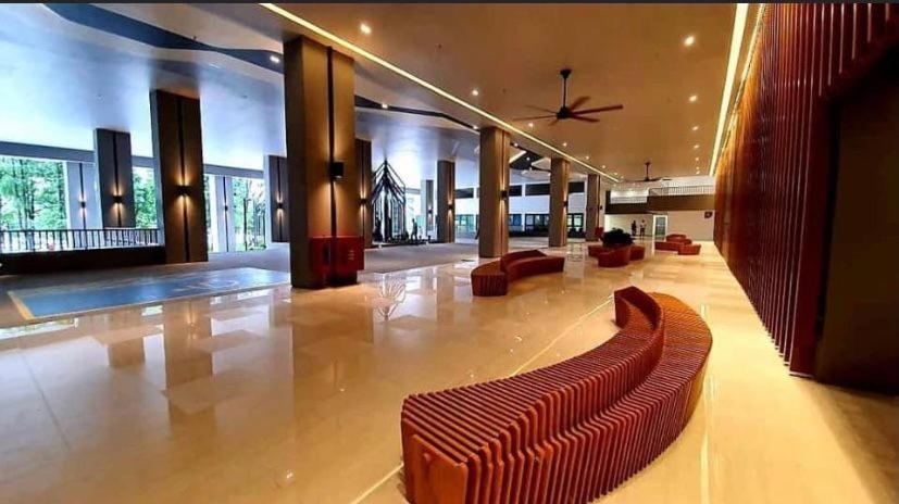 M Centura Sentul