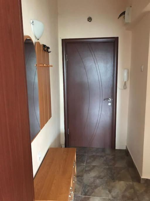 Star Ray Apartment