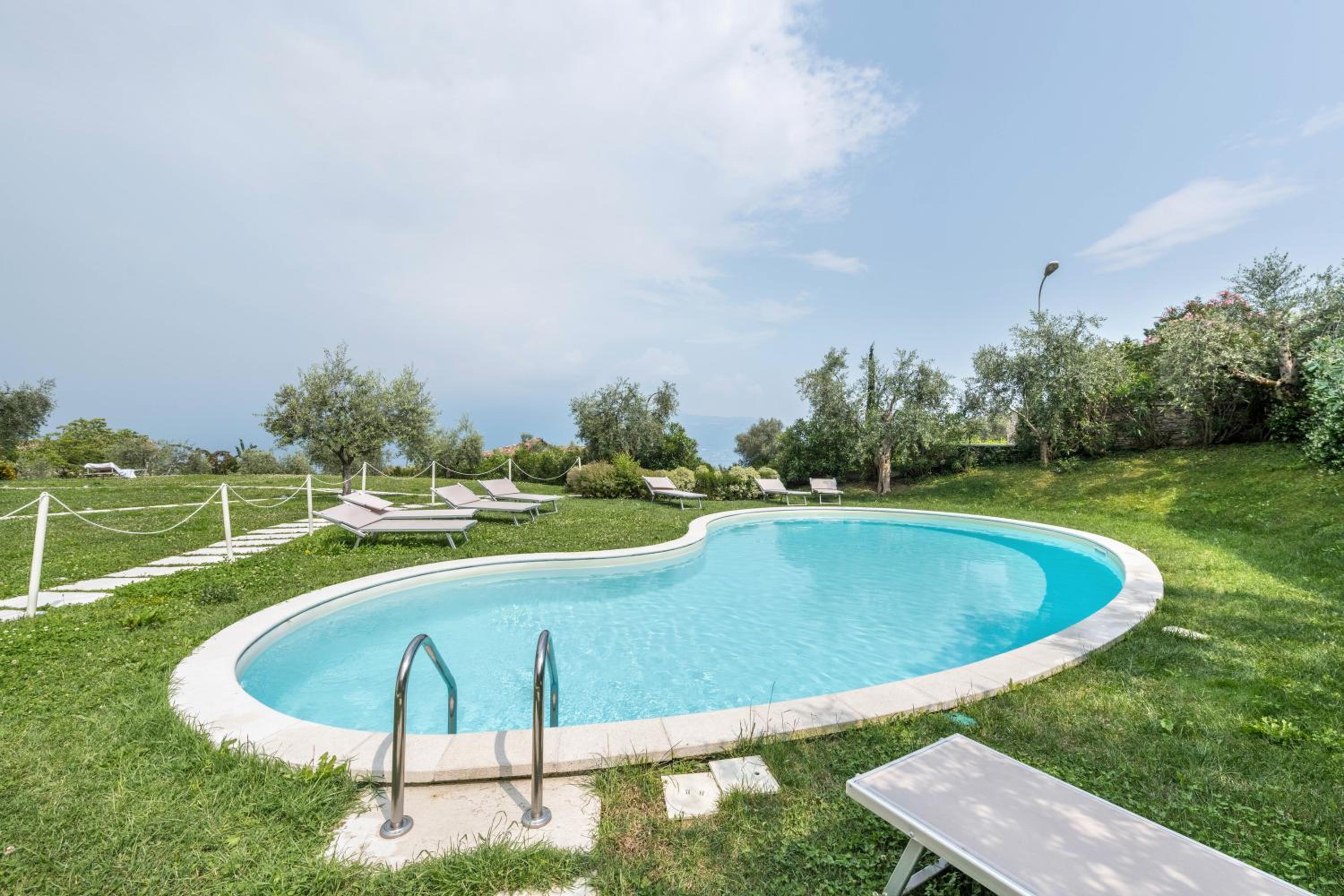 Little Paradise Lake Garda view 5