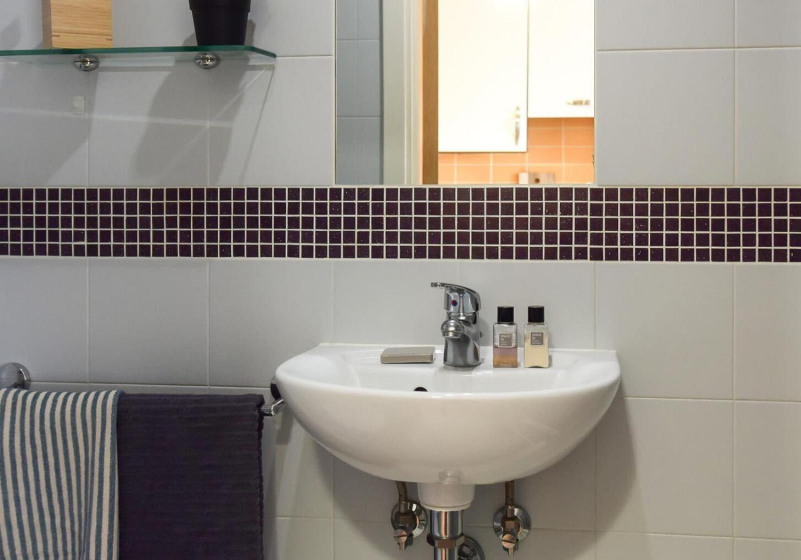 Studios and Ensuite Bedrooms with Shared Kitchen at Fountainbridge in Edinburgh