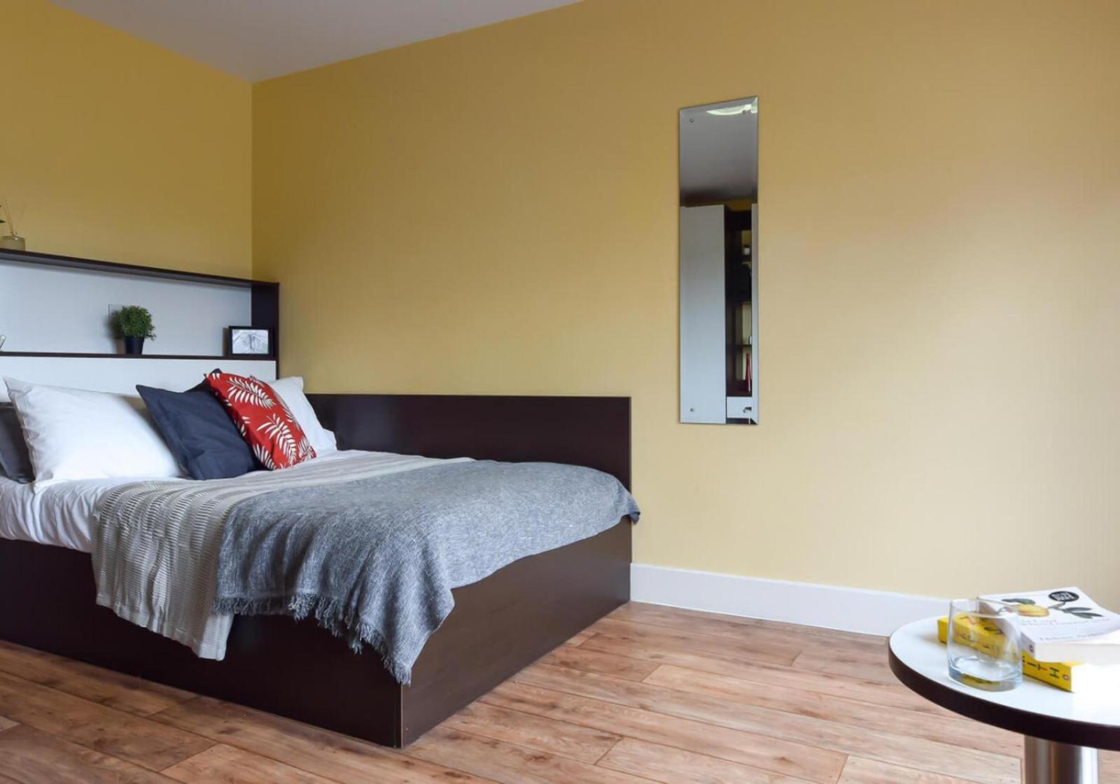 Studios and Ensuite Bedrooms with Shared Kitchen at Fountainbridge in Edinburgh