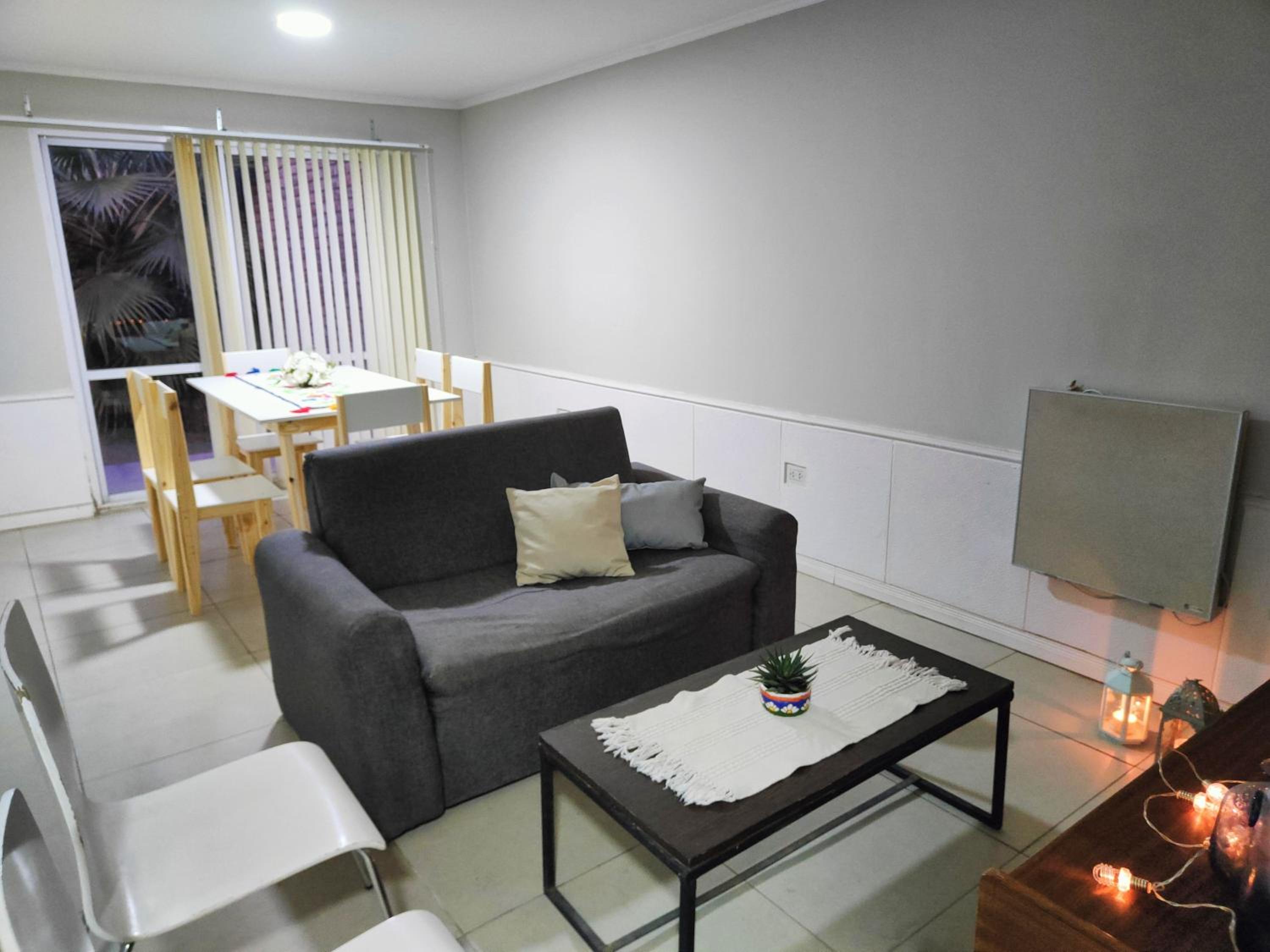 Departamento con 2 habitaciones y patio en el centro de Mendoza