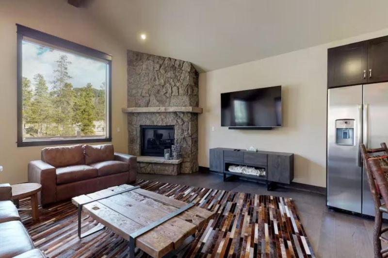 River Run Townhomes - 3 Bedroom - Walk To Slopes! view 3