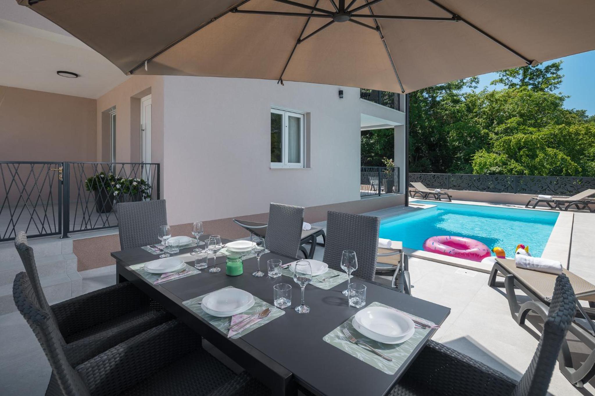 Villa IN view 3