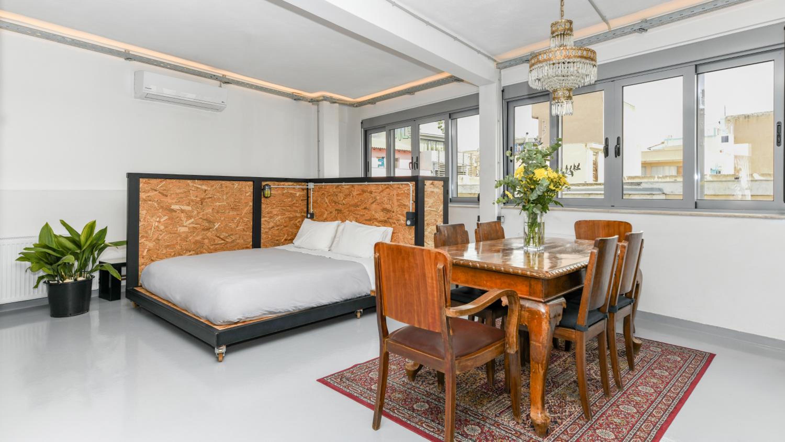 Monastiraki #WallsFree CityCenter- Unspoiled Athens Apartments