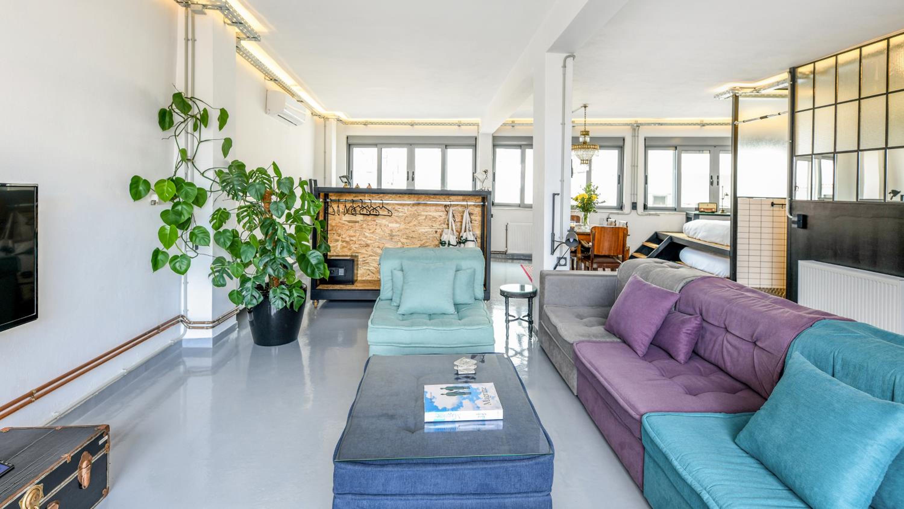 Monastiraki #WallsFree CityCenter- Unspoiled Athens Apartments