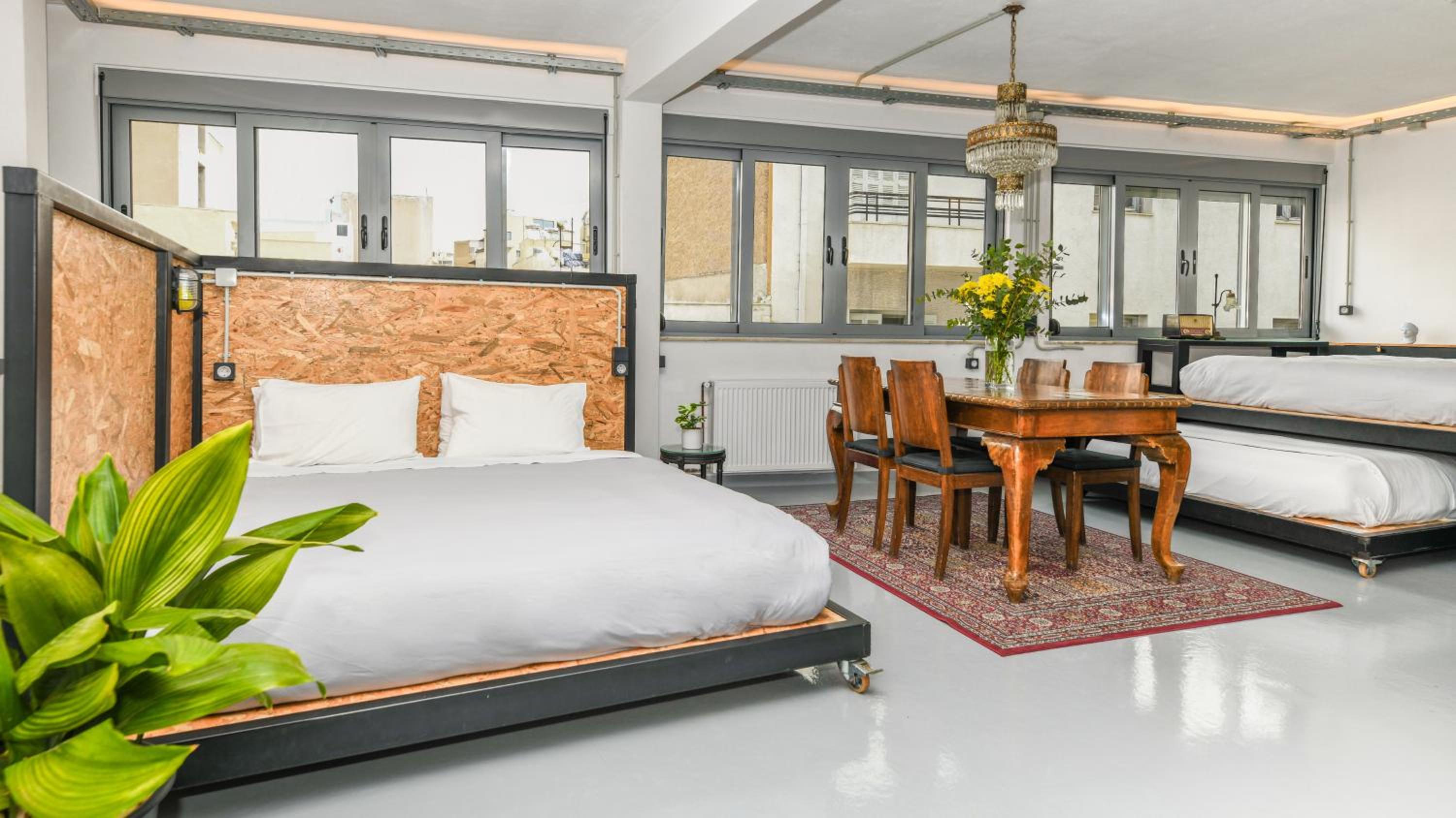Monastiraki #WallsFree CityCenter- Unspoiled Athens Apartments