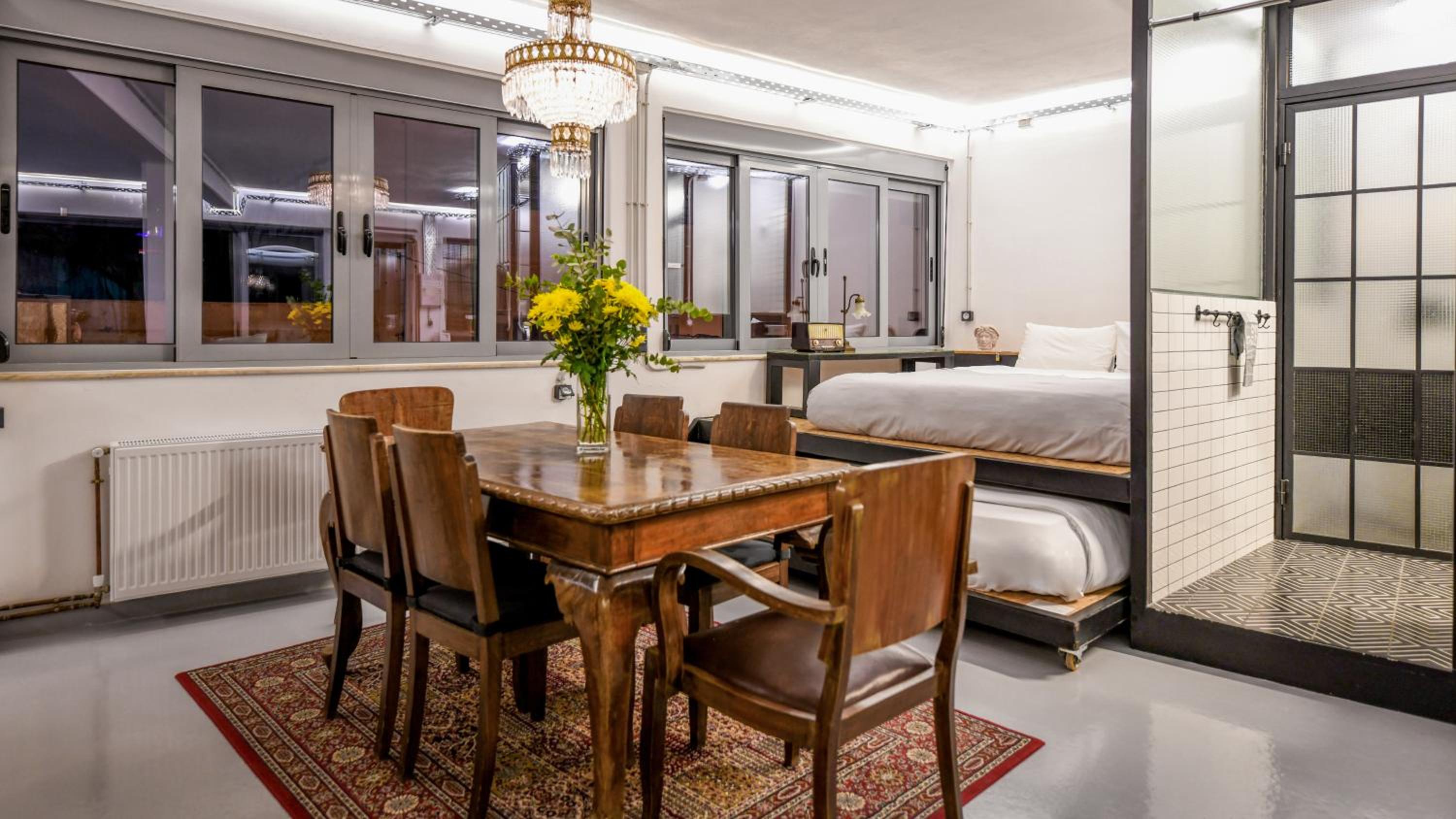hotel room