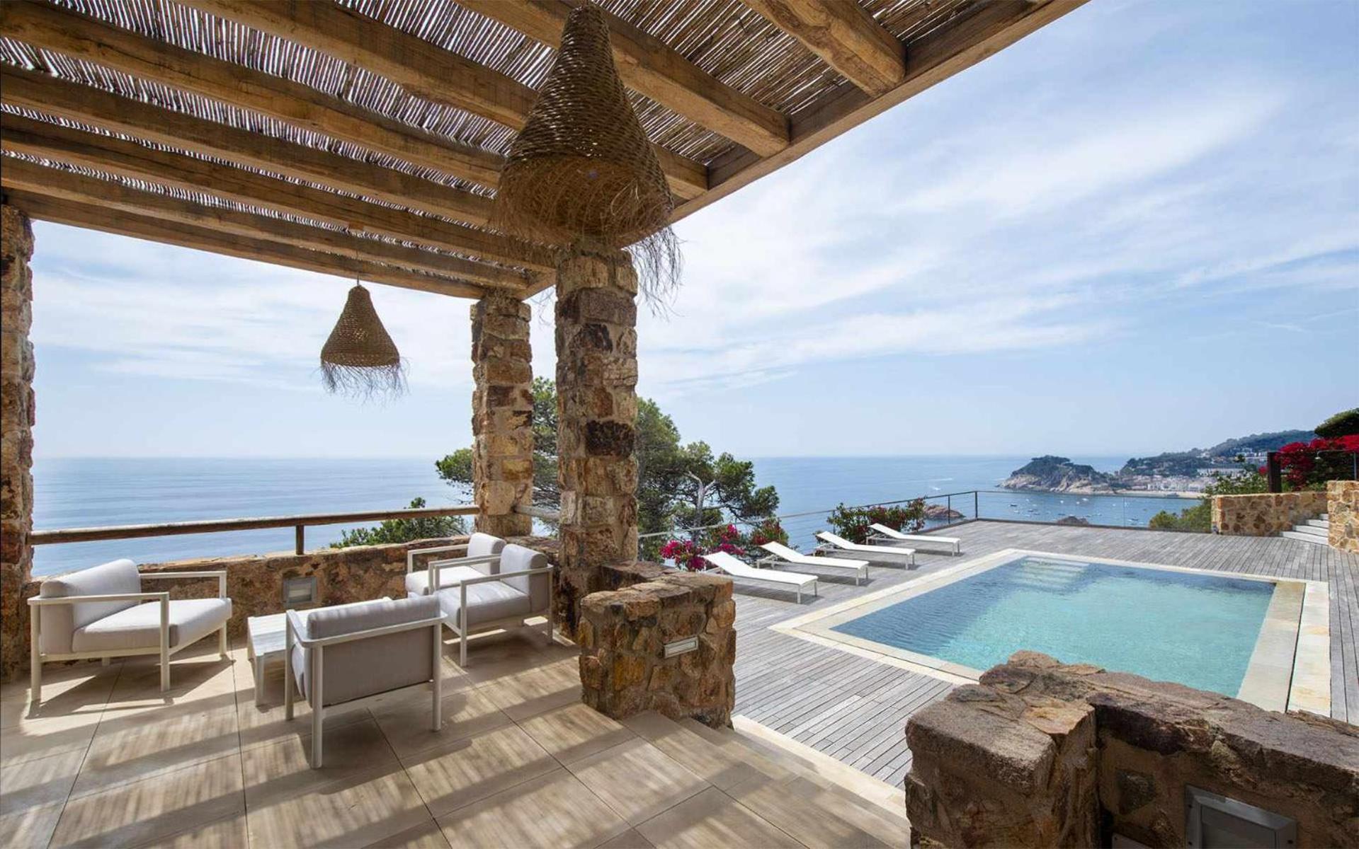 Luxury Villa Tossa de Mar – Frente al Mar