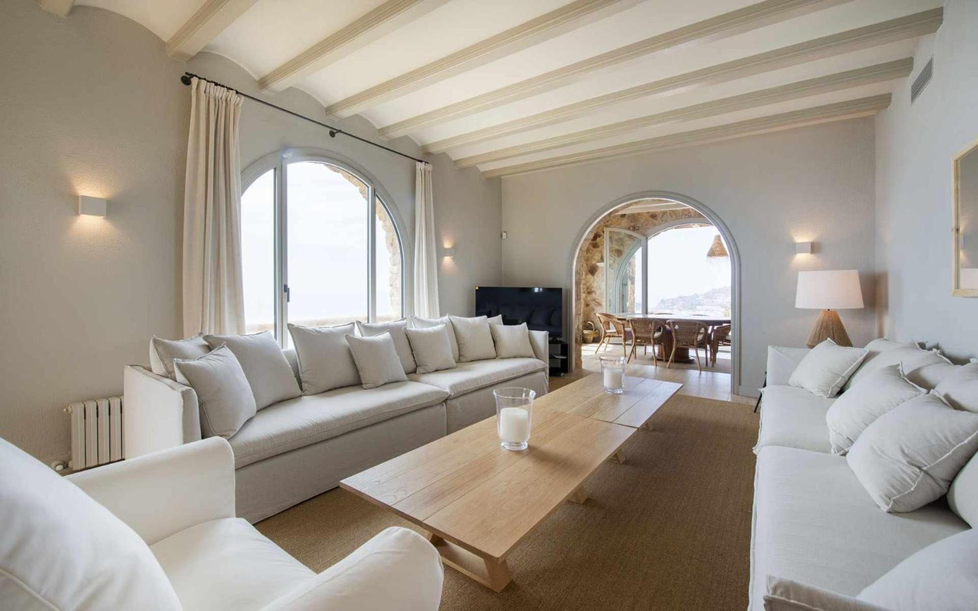 Luxury Villa Tossa de Mar – Frente al Mar