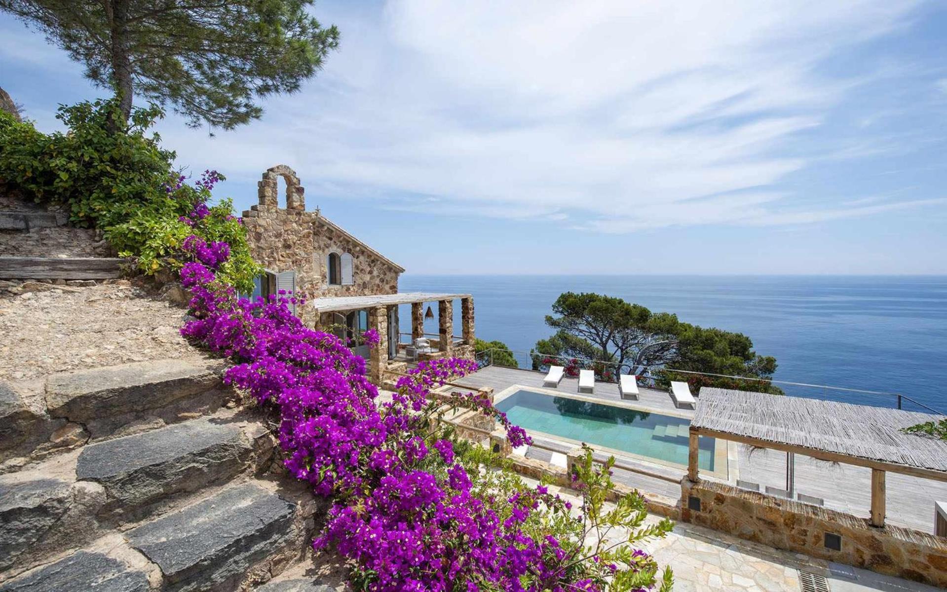Luxury Villa Tossa de Mar – Frente al Mar