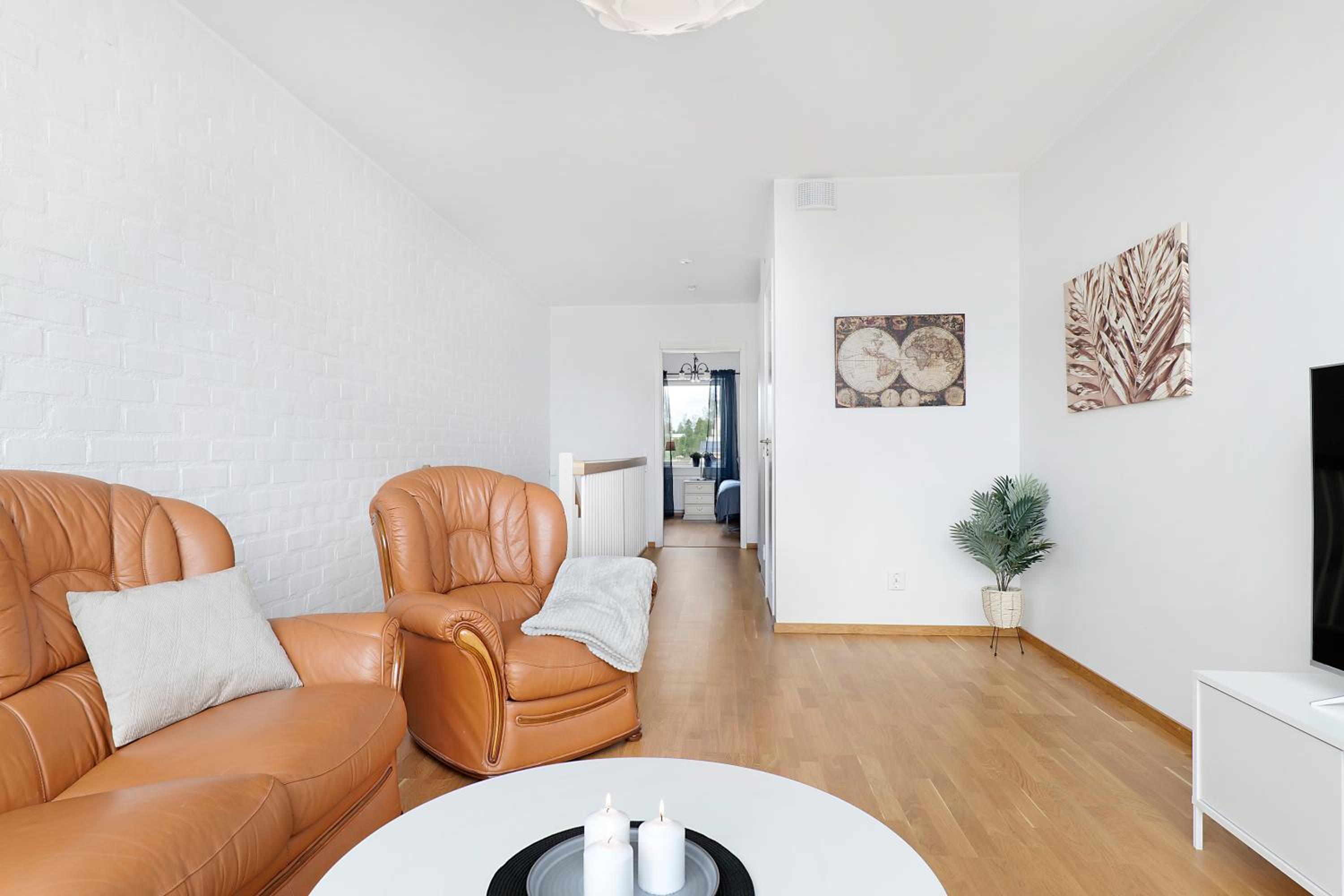 Guestly Homes - 3BR City Charm view 2