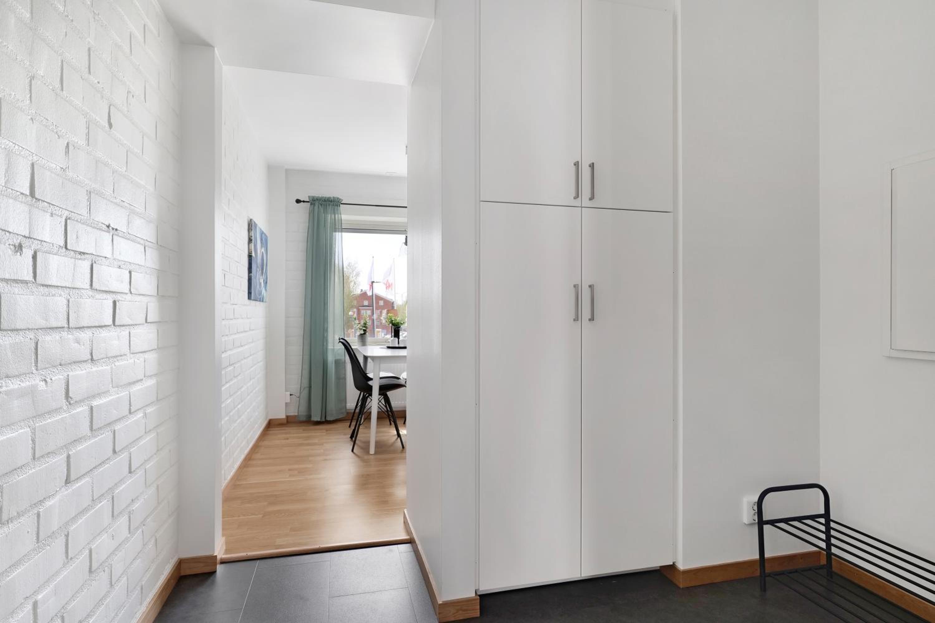 Guestly Homes - 3BR City Charm view 4