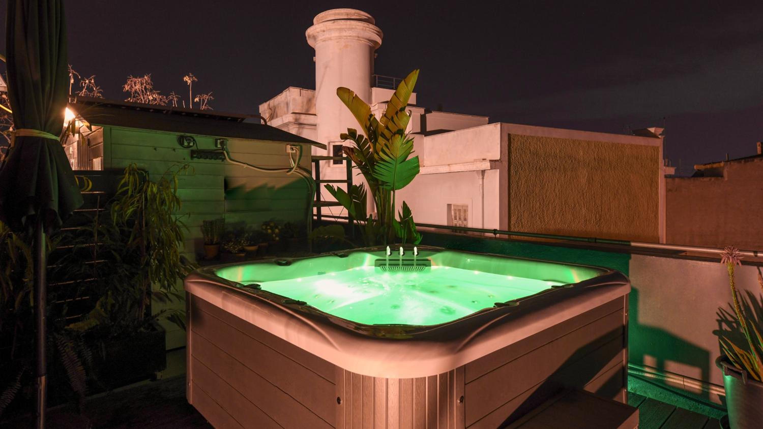 Monastiraki #WallsFree CityCenter- Unspoiled Athens Apartments