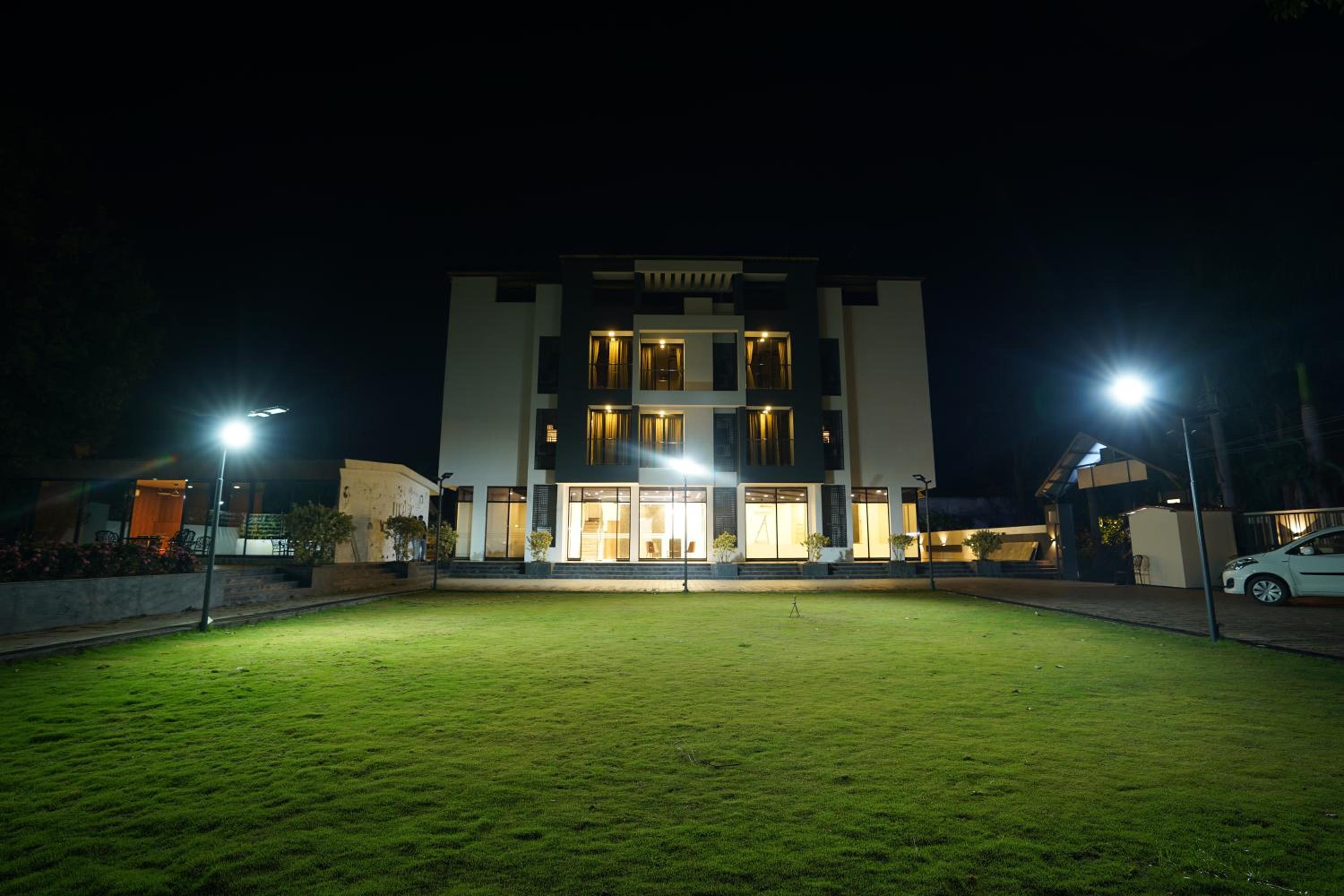 Photo 11