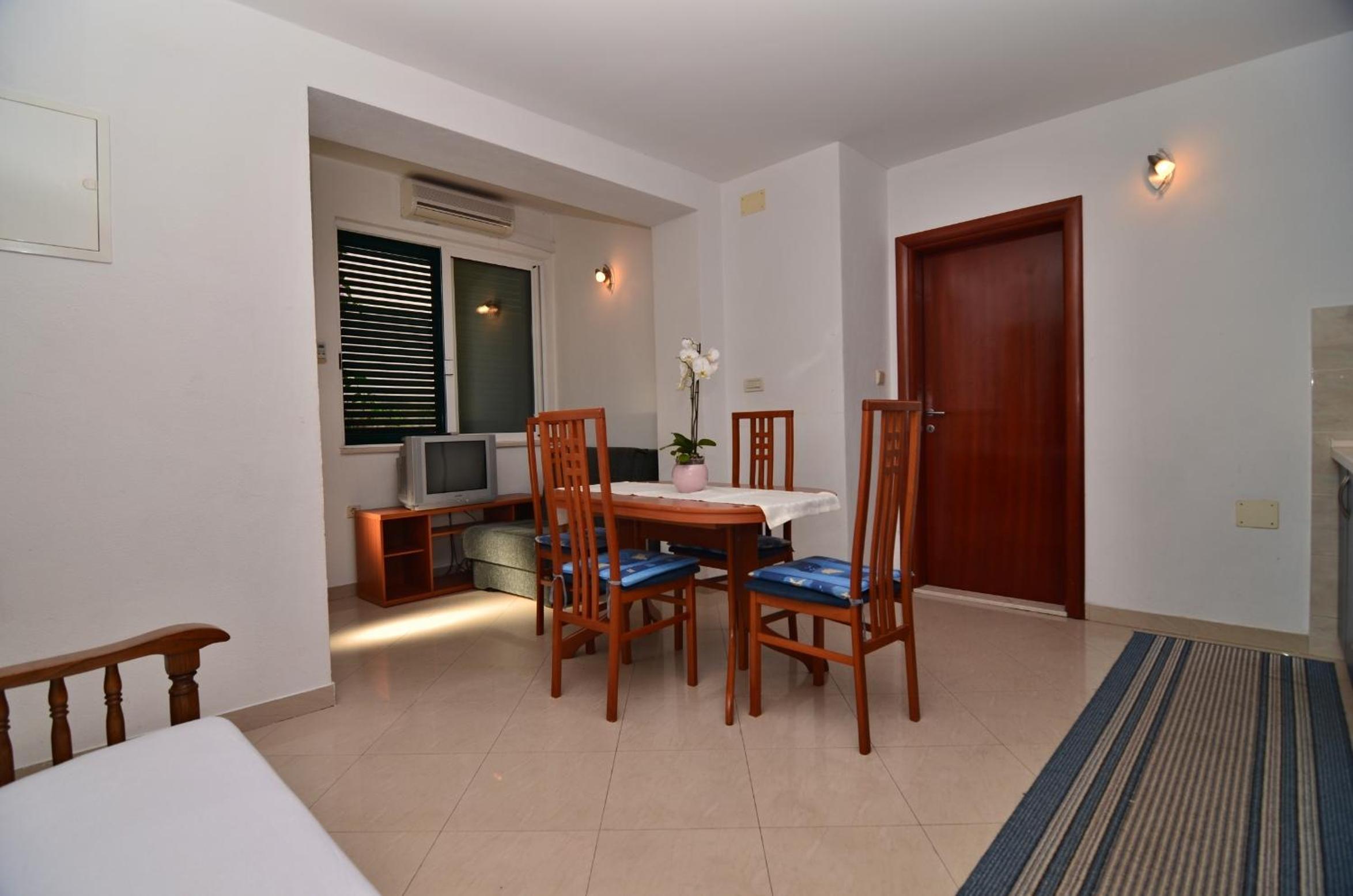 Apartments Mustapic