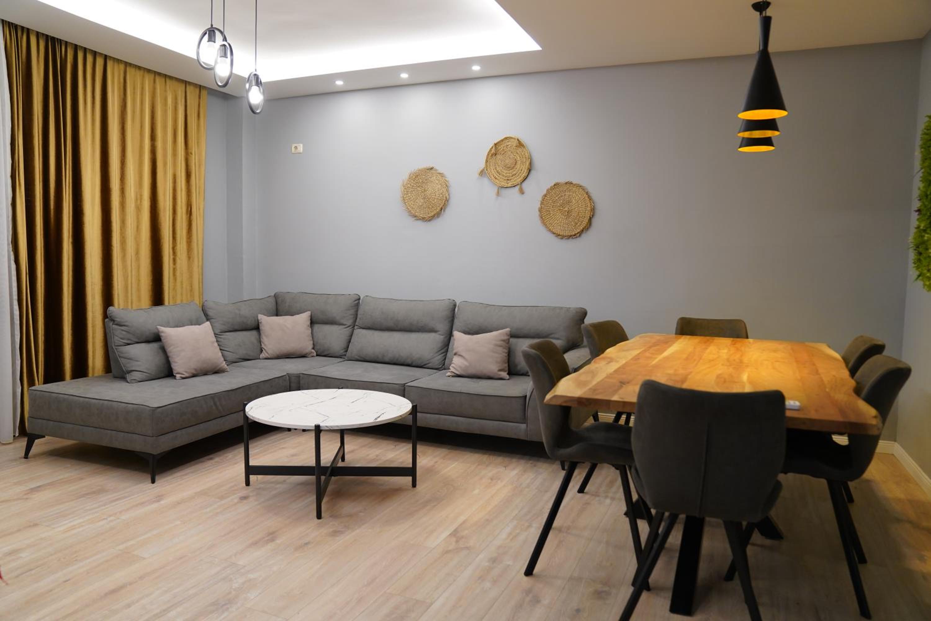 Hanna Apartment