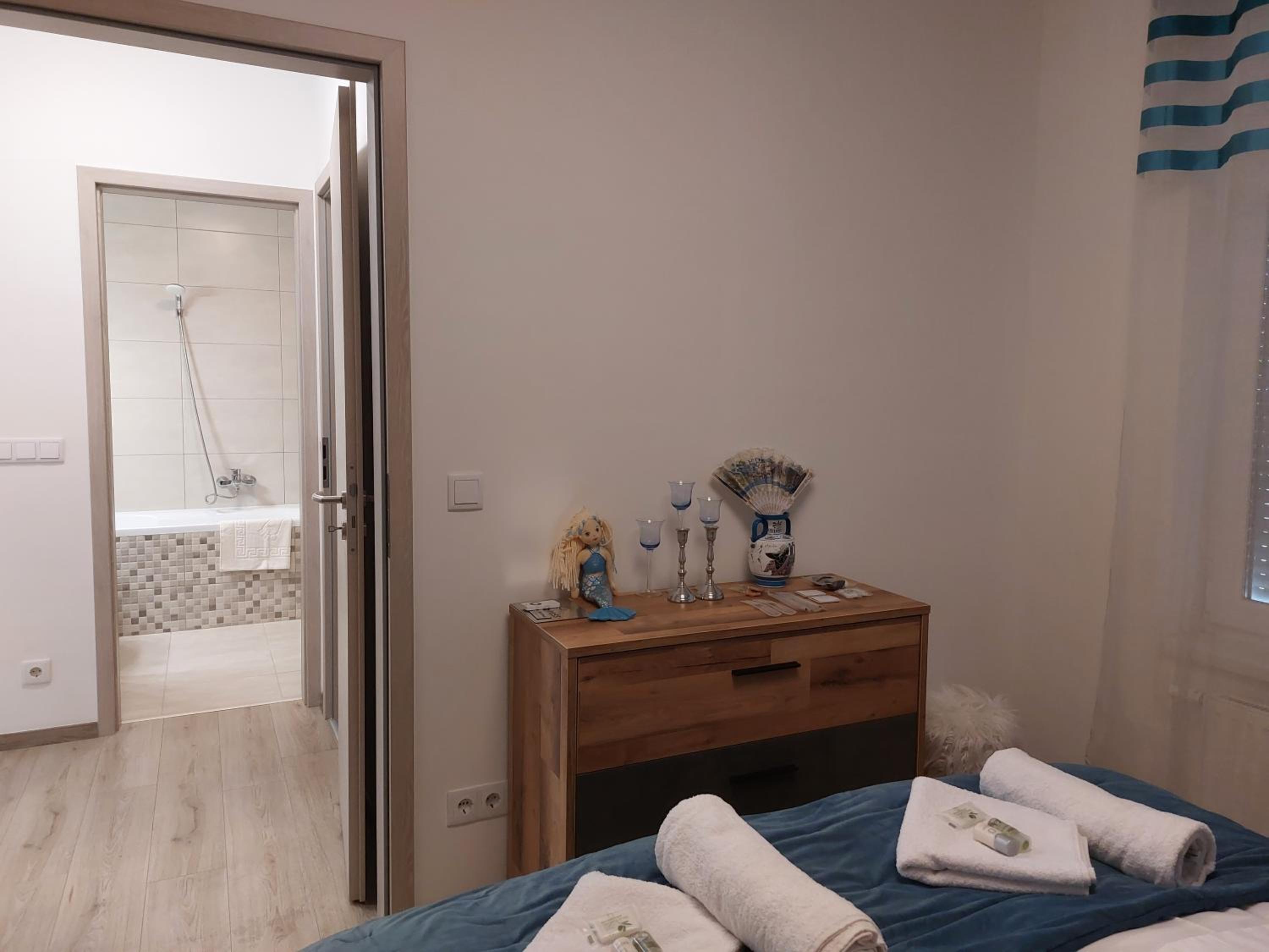 Happiness Apartman