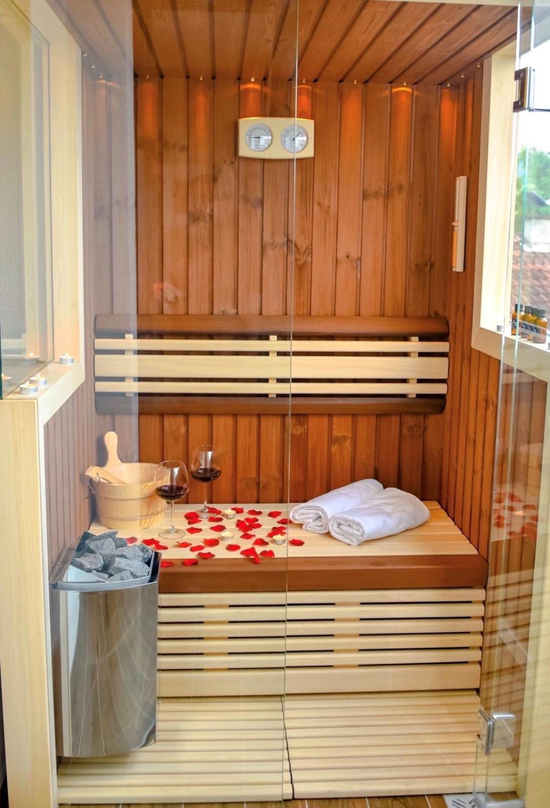 Platinum_Luxury_Apartment II