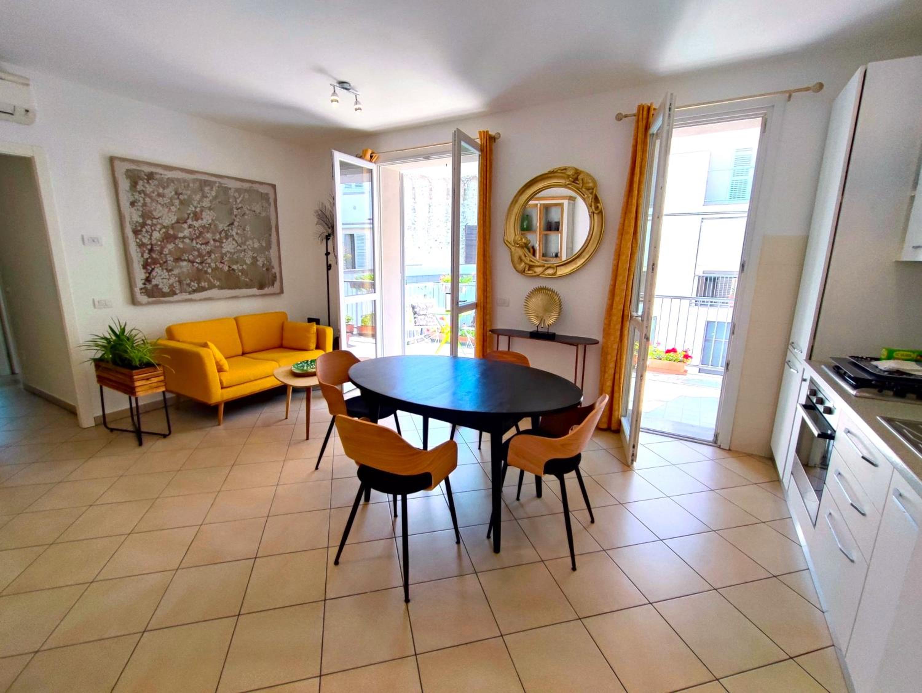 Il Melograno Apartment (Centro Storico Prato)