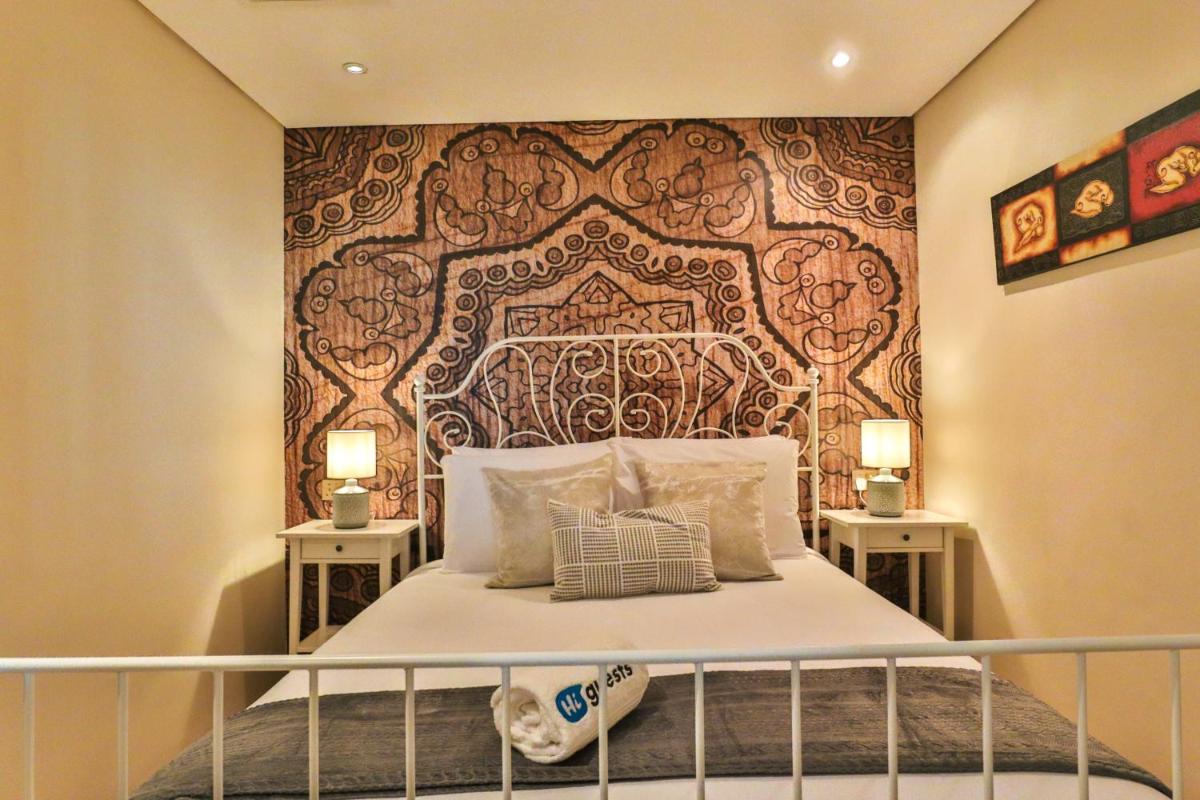 HiGuests - Arabesque Apt with Private Jacuzzi and Terrace