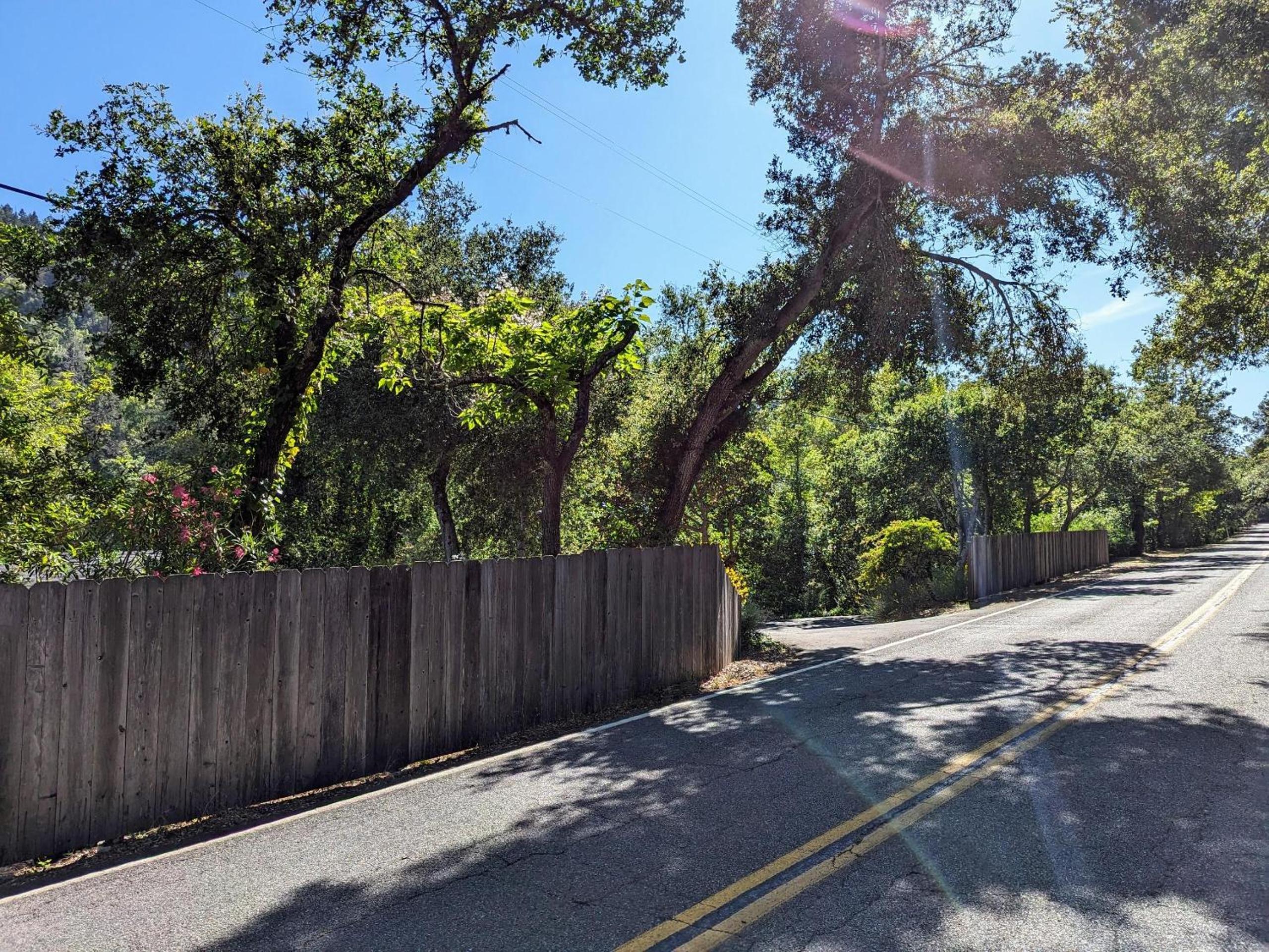 Riverfront Getaway With Wine Tastings Included