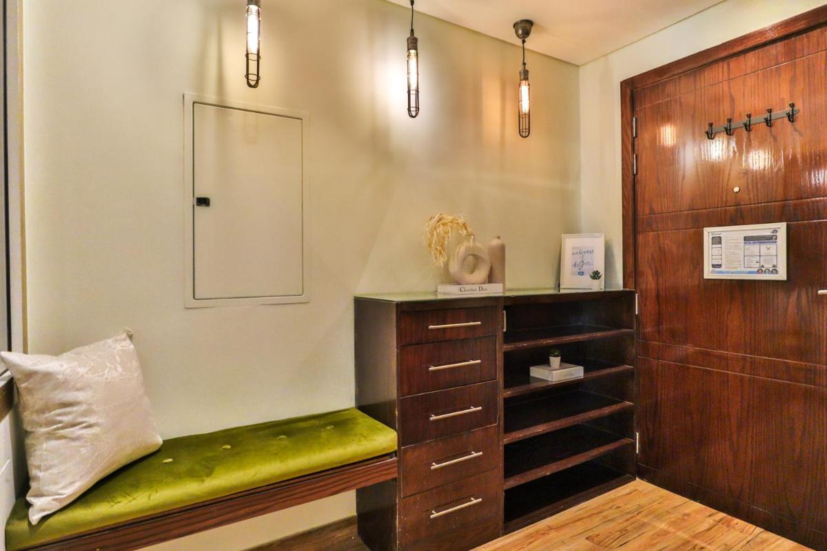 HiGuests - Arabesque Apt with Private Jacuzzi and Terrace