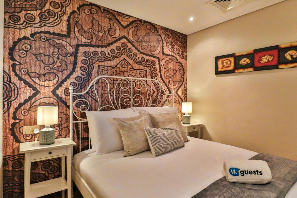 HiGuests - Arabesque Apt with Private Jacuzzi and Terrace