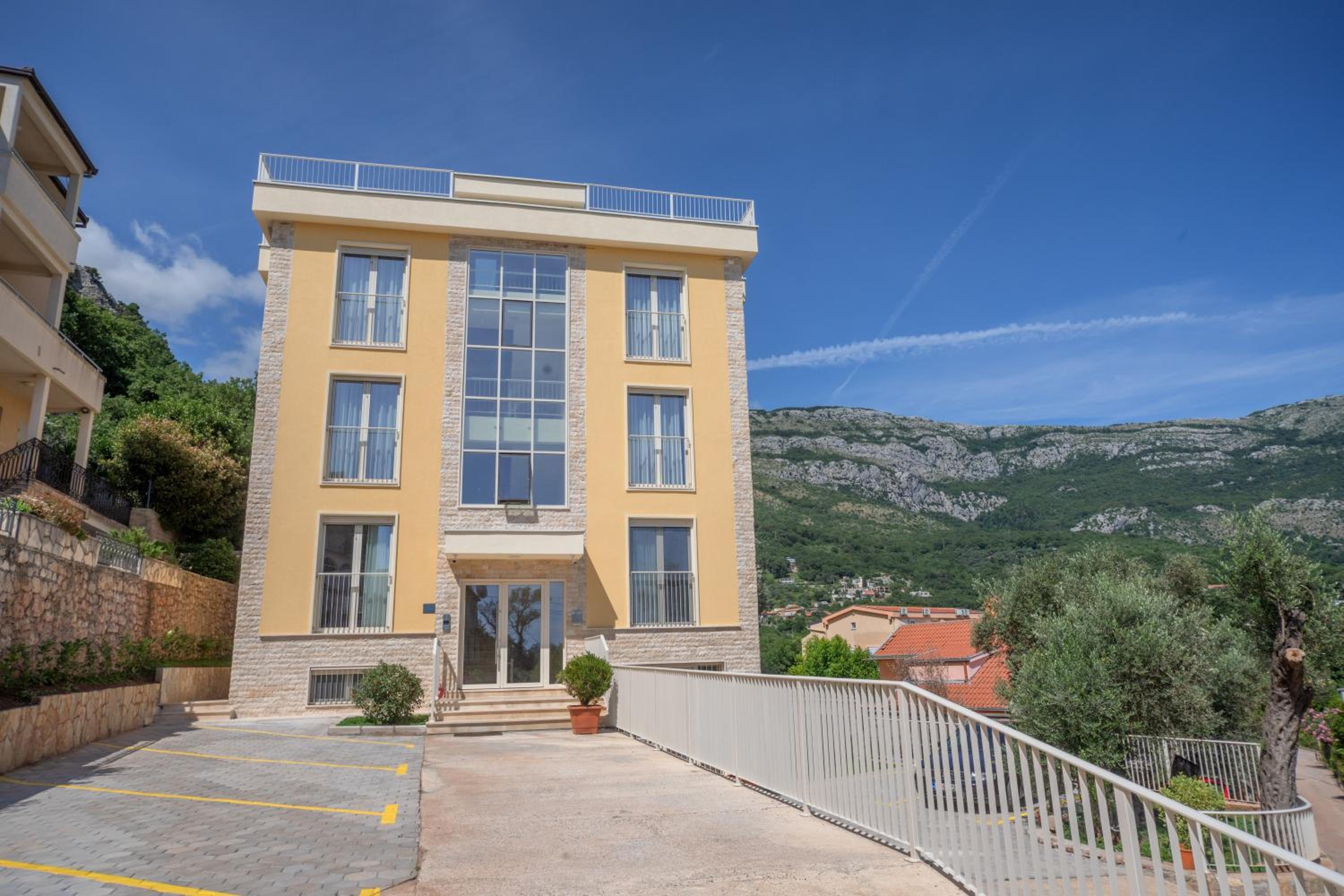 Apartments Bonazza view 3