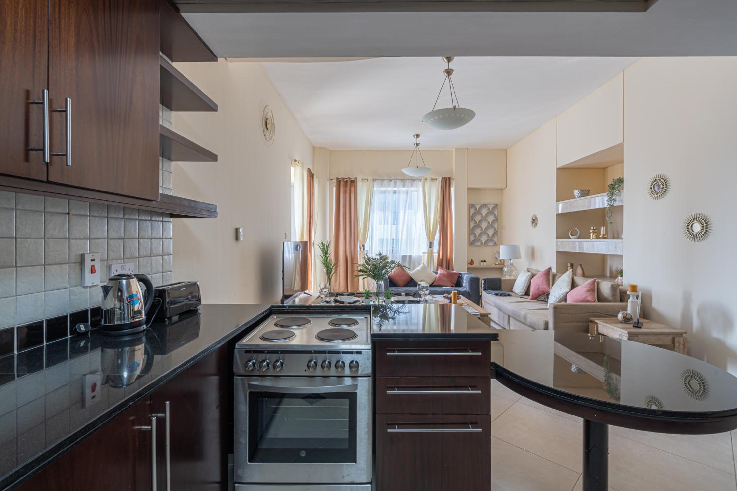 HiGuests - Cheerful Apt With Stunning Views in Port Saeed