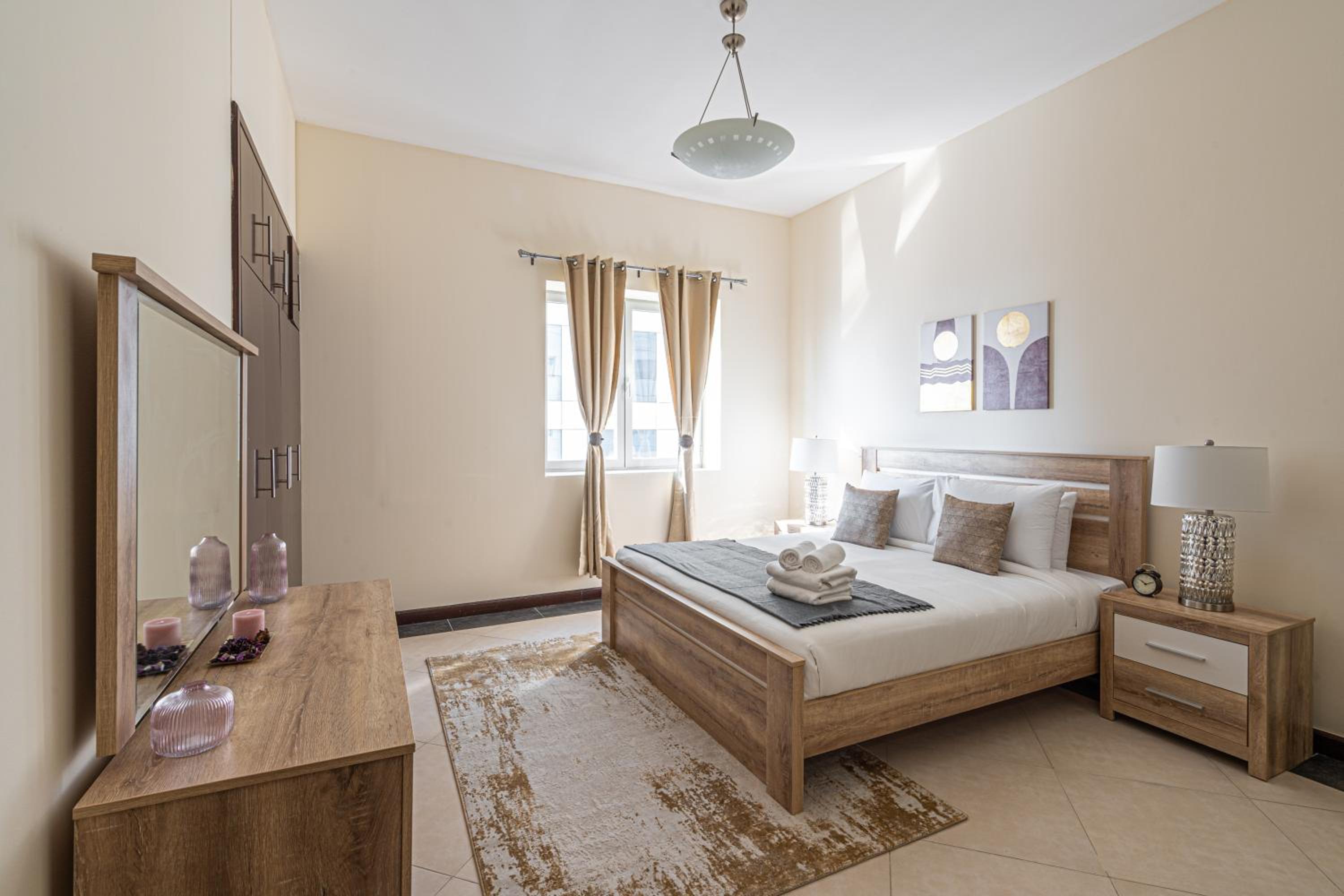 HiGuests - Cheerful Apt With Stunning Views in Port Saeed