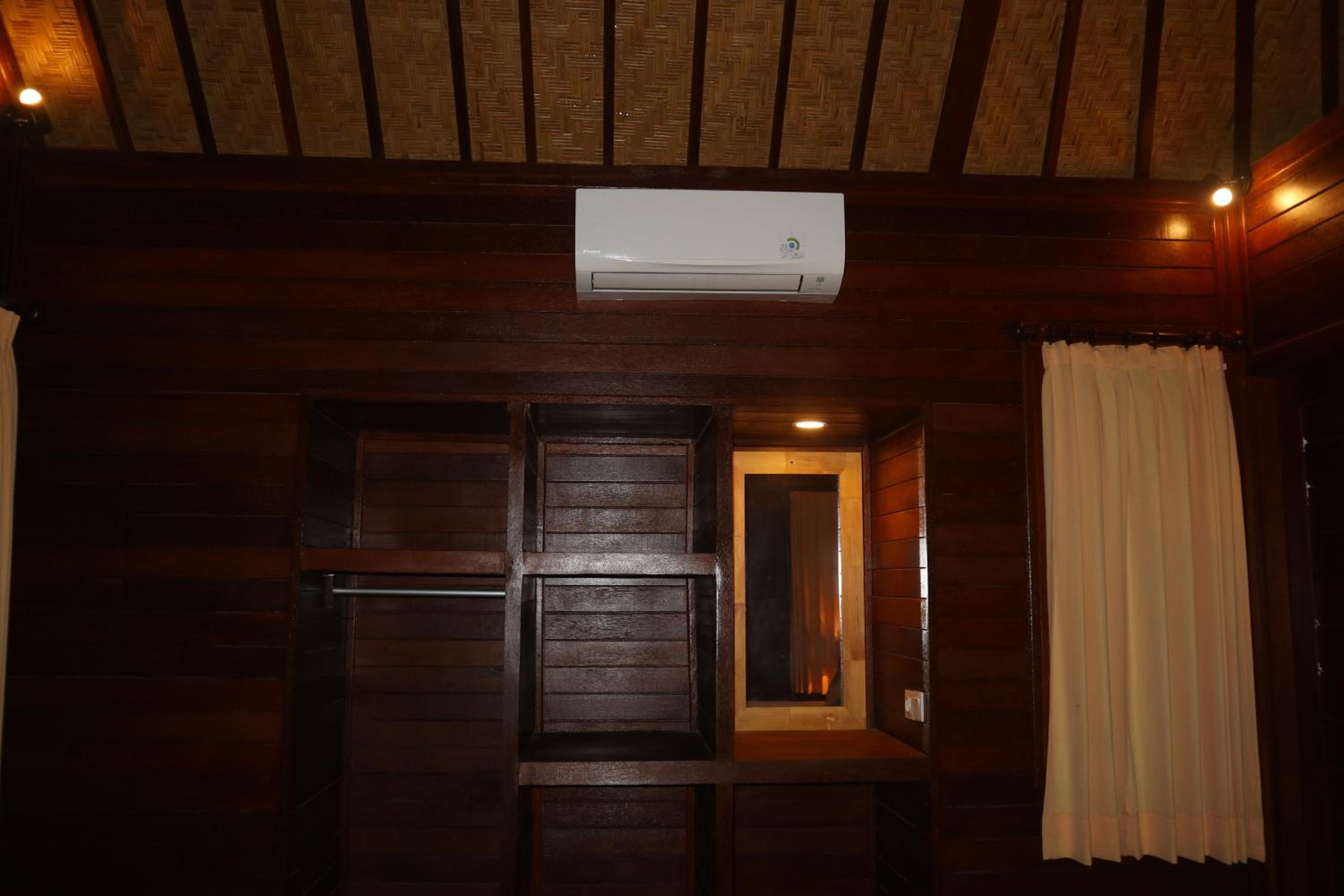 Photo 37